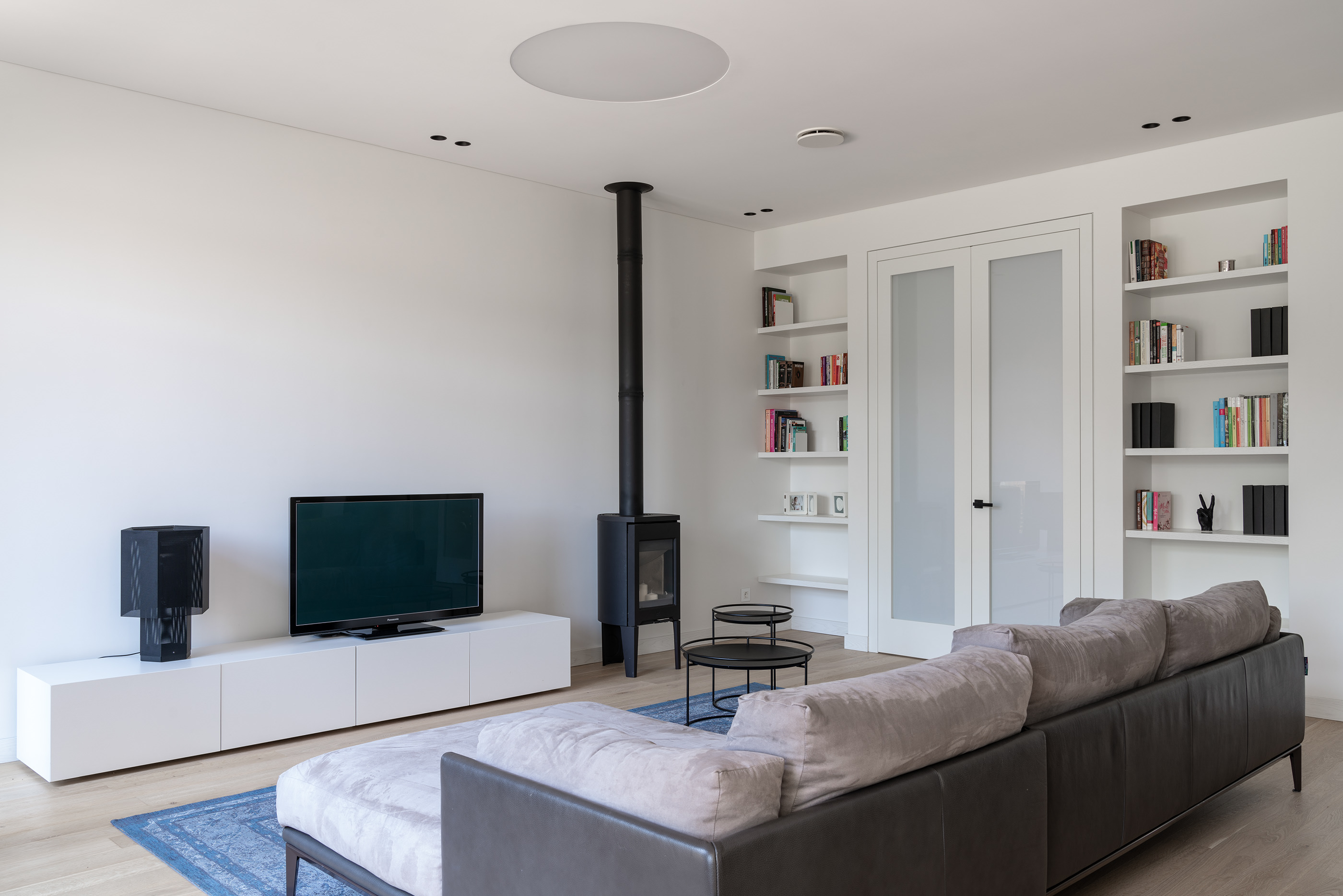 月亮内部住宅设计-3