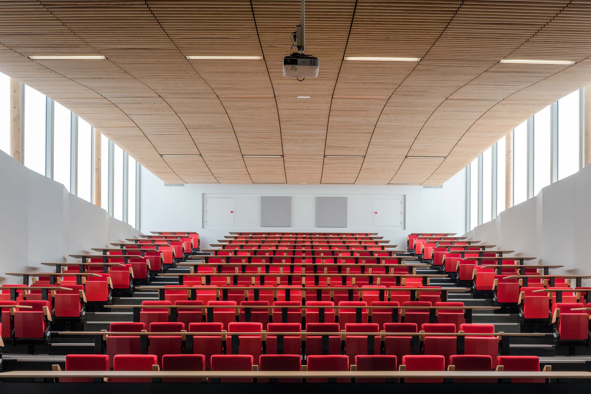 波尔多的注册金融分析师-76