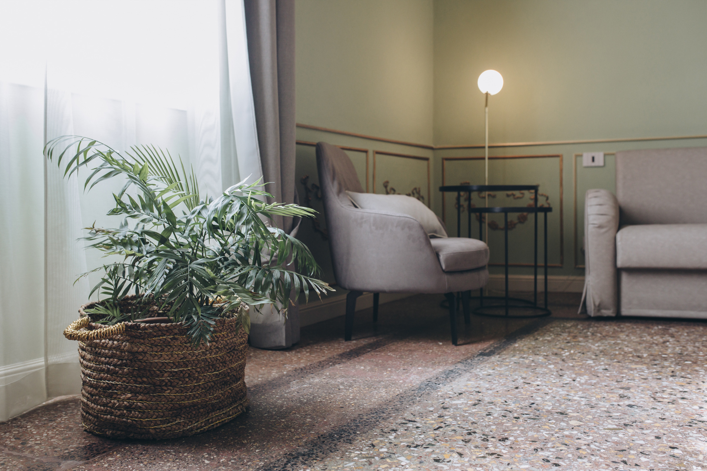 意大利博洛尼亚百年建筑的奢华套房新生-51