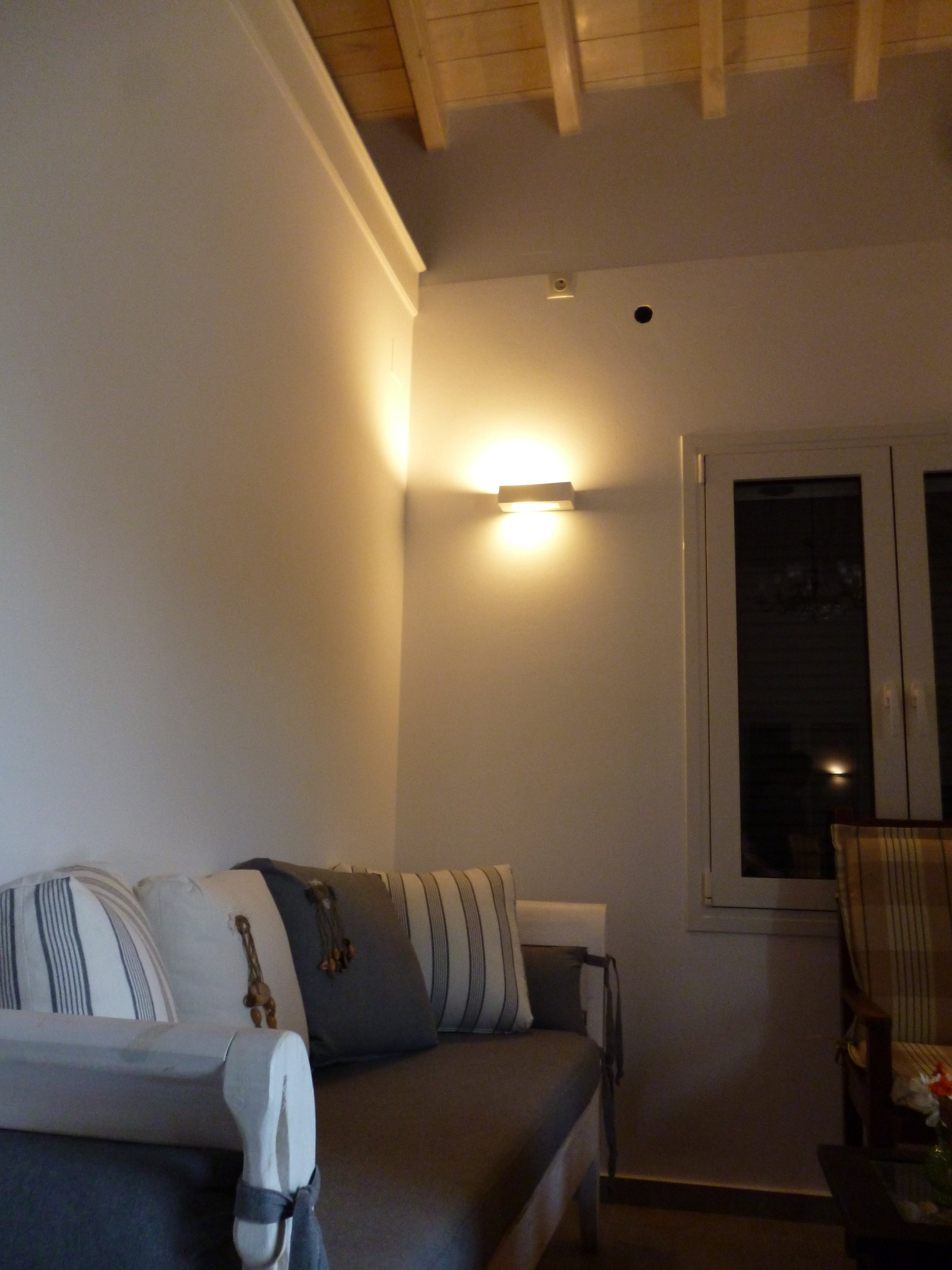 完成的希腊莱斯沃斯岛尼菲达小屋-3