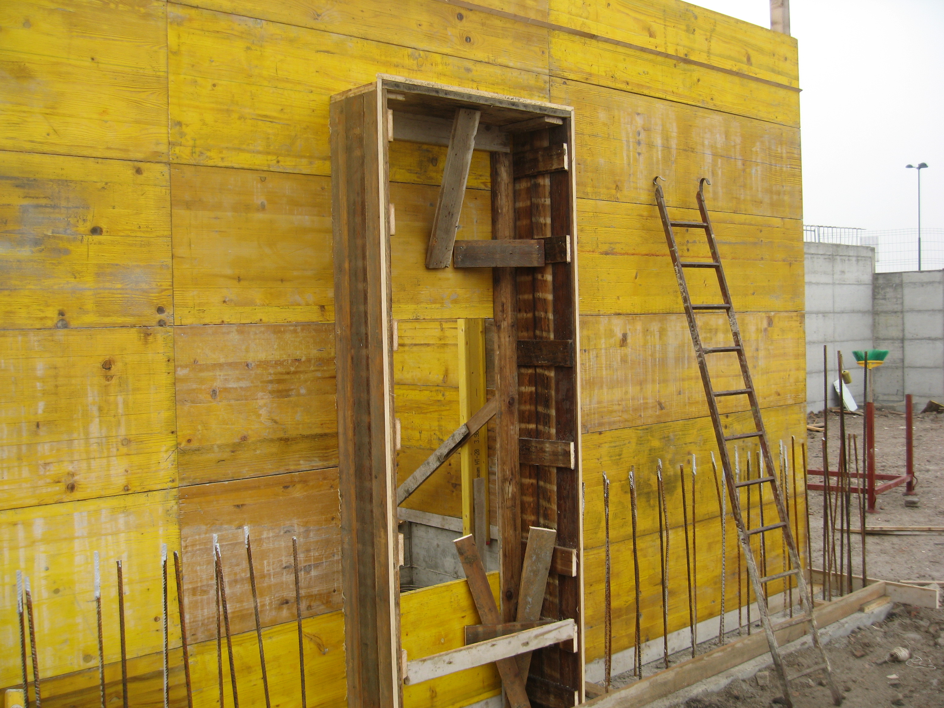 2013 年完成的 Direzionale 办公楼 | 精简现代的设计风格-4