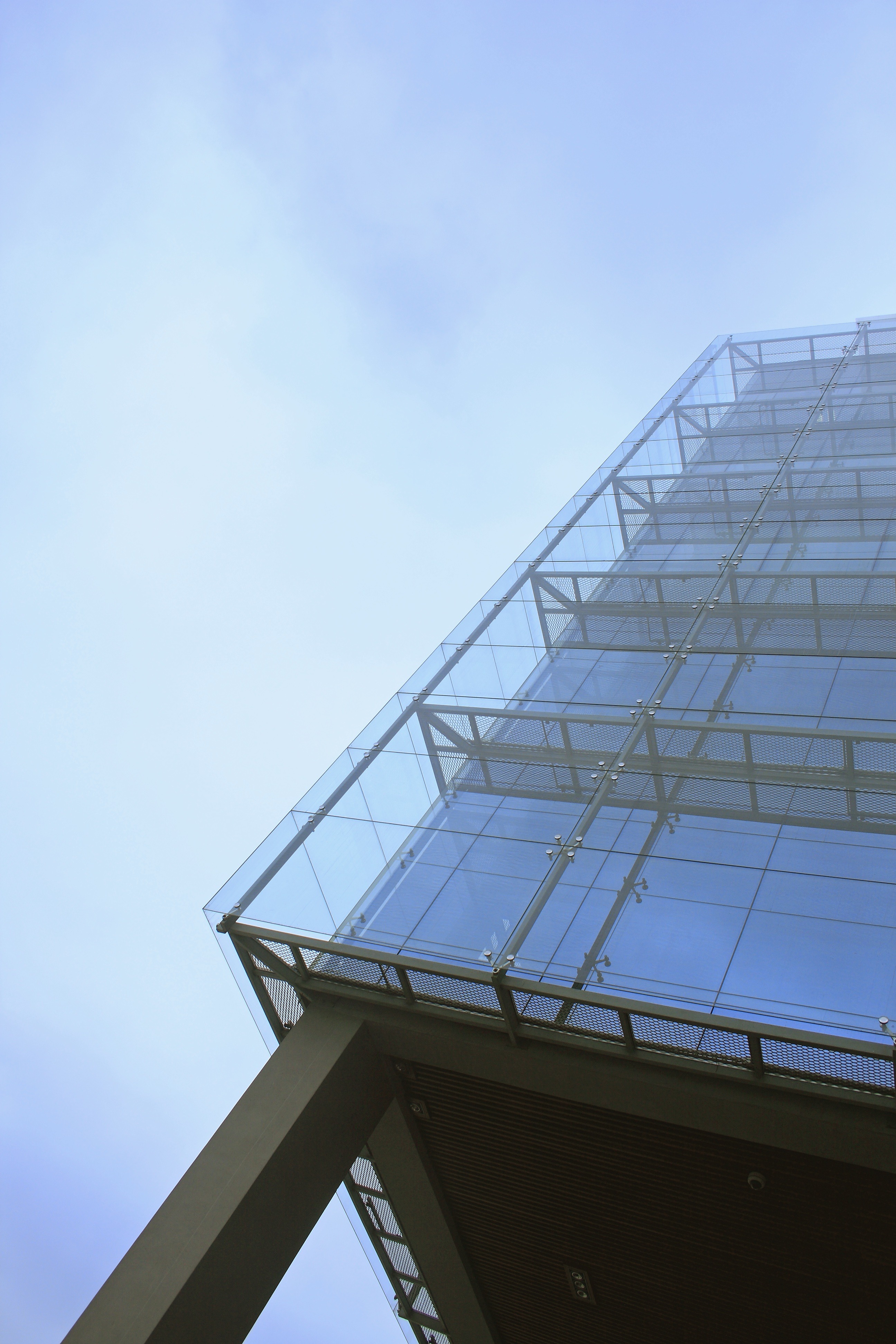 Centro Empresarial Cronos——现代办公建筑的绿色与功能融合-12