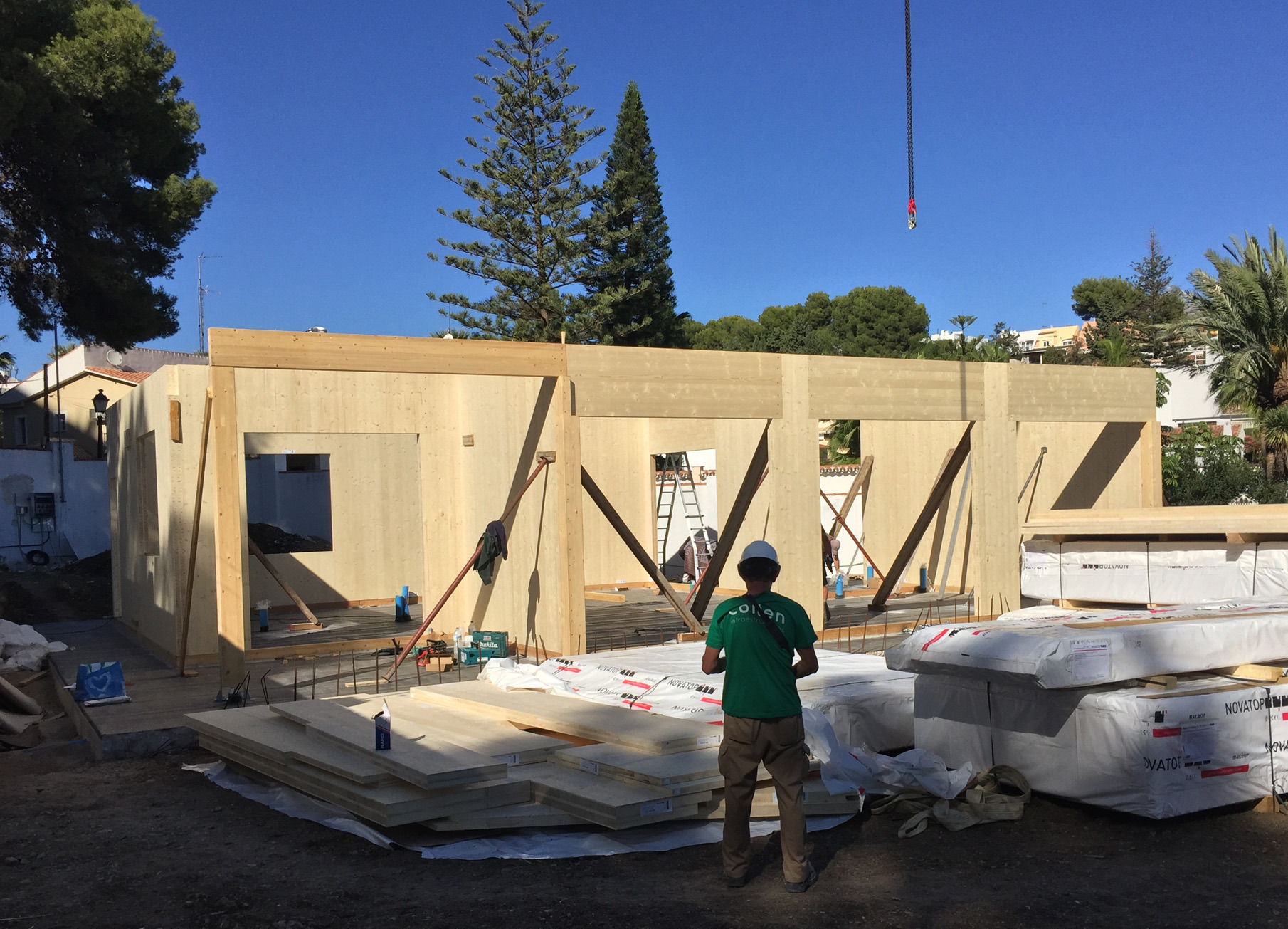 胡安与罗的现代家庭住宅-1