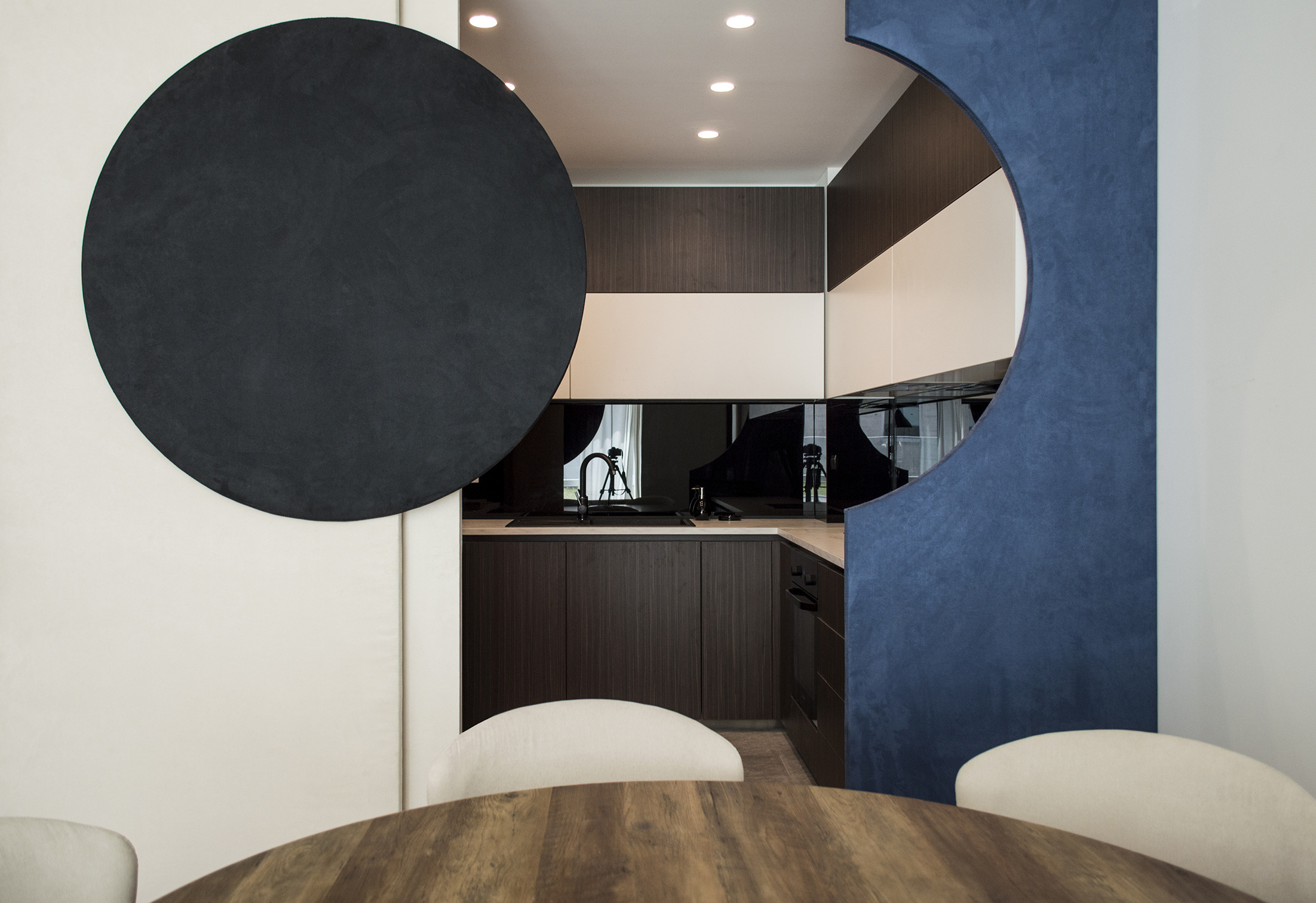 保加利亚索非亚公寓的包豪斯风格室内设计-3