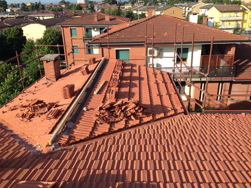 翻新屋顶的节能改造 · 意大利 San Pietro in Casale 多户住宅案例-45