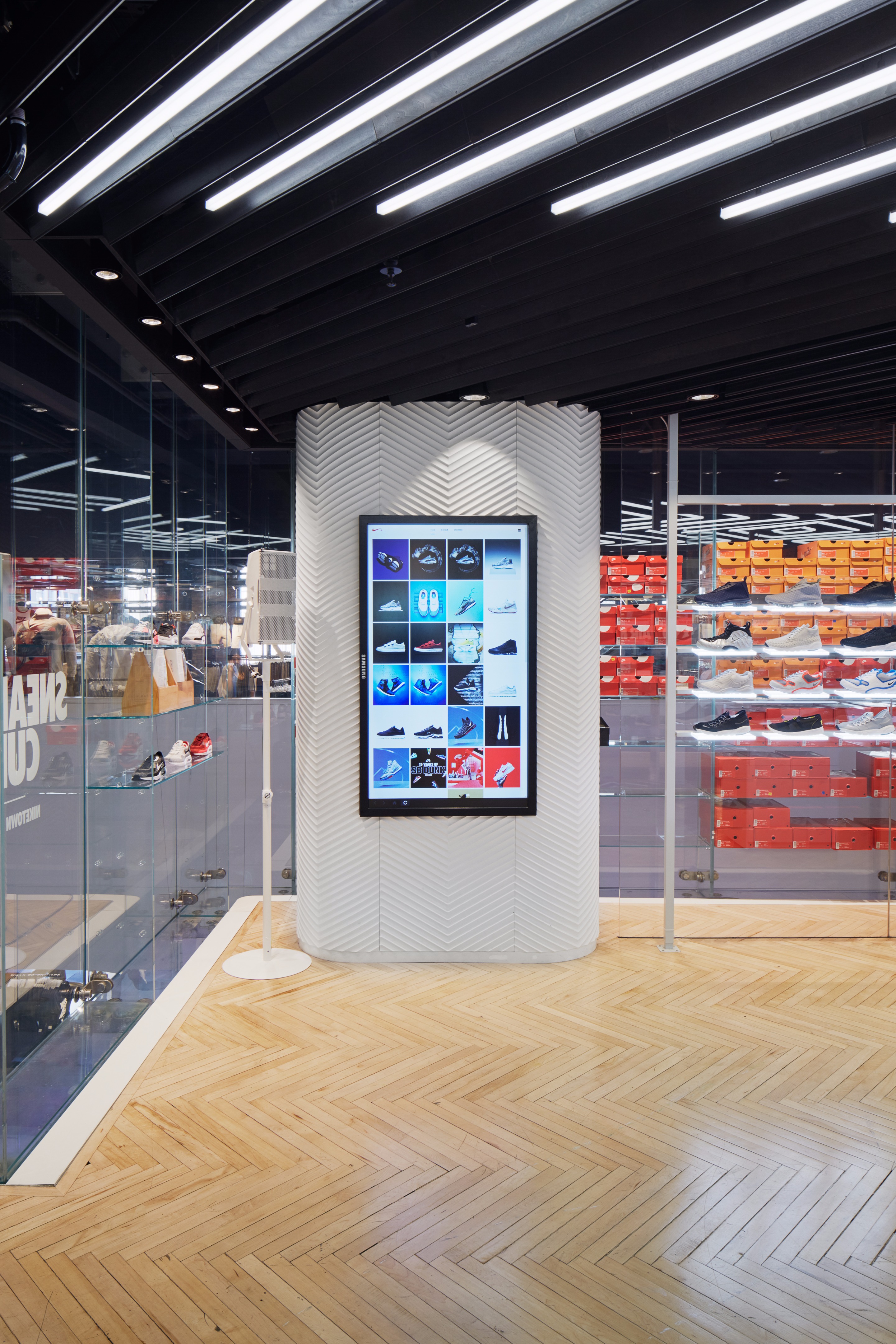 伦敦耐克旗舰店，现代与古典的完美融合-4