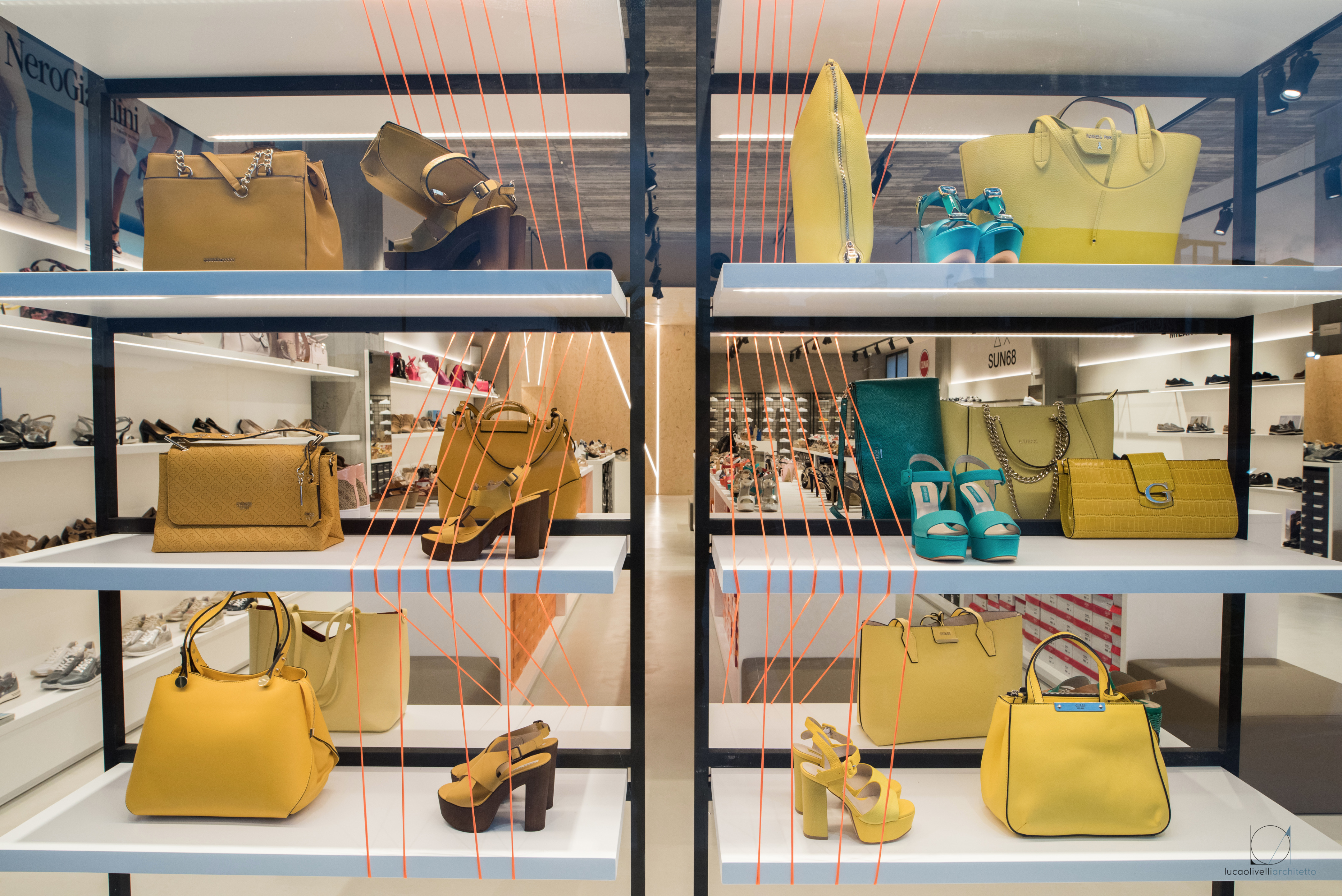 2018 年博纳科索品牌折扣店室内设计-12