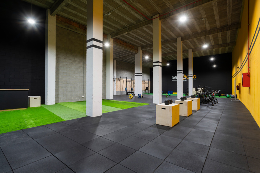 简约实木,CrossFit 运动空间设计-3