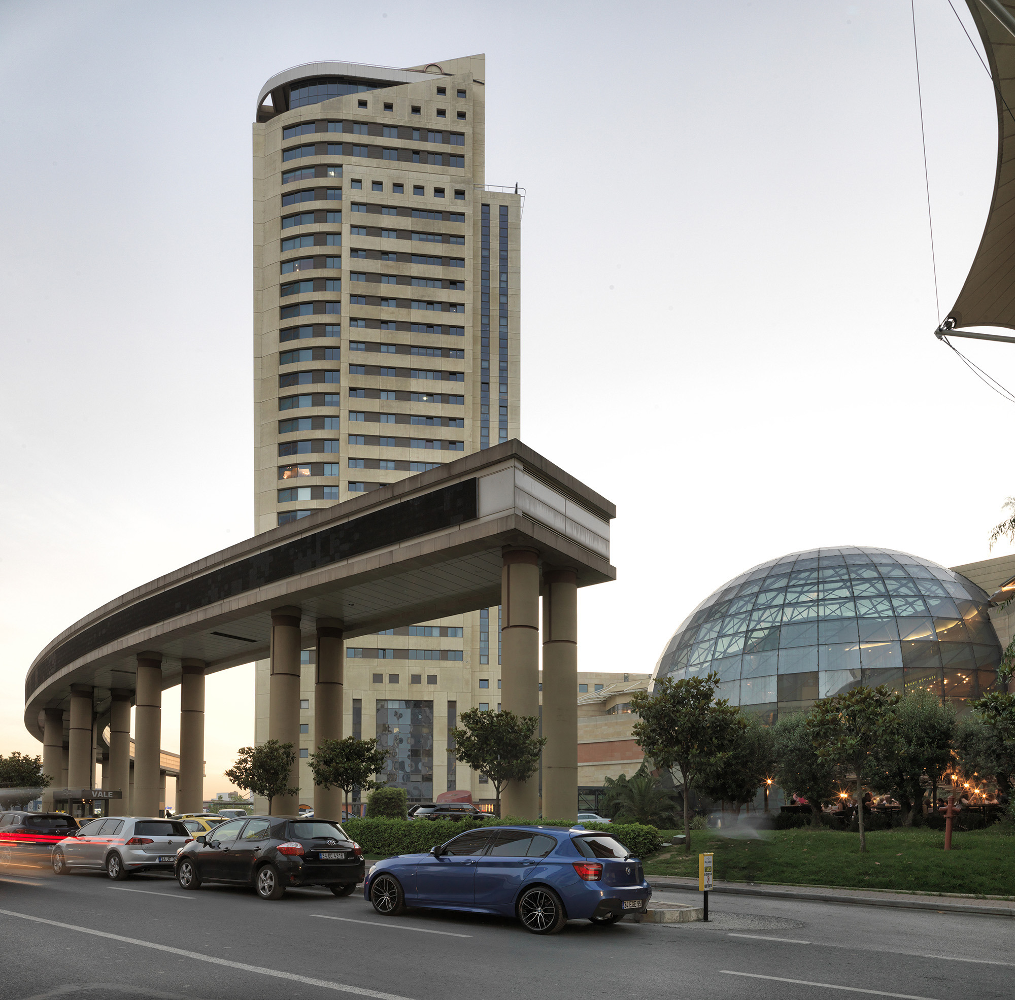 创新绿意空间——土耳其 Palladium Atasehir 购物中心设计-1