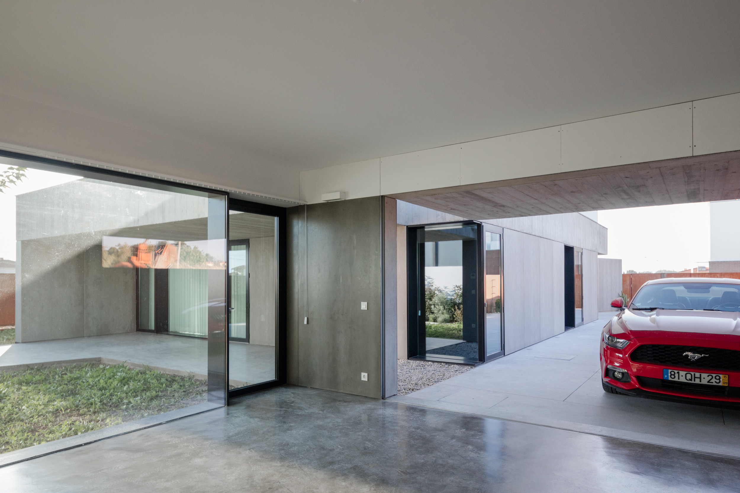 简约实用的新派住宅设计-17