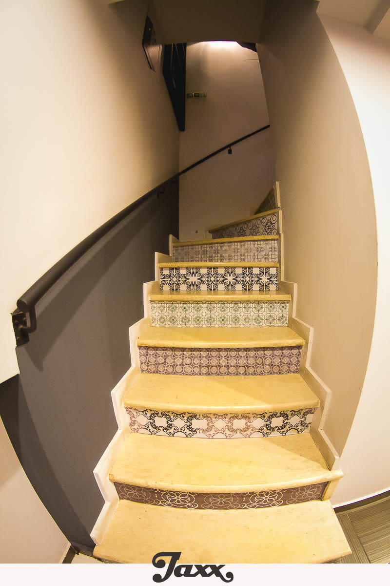 2015 年完成的 Jaxx 咖啡酒吧 | 现代简约风格的魅力展示-10