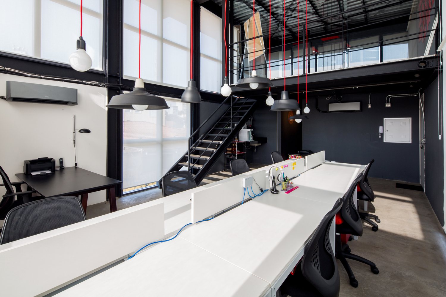 巴西圣保罗 Live Biz 工作室翻新设计-22