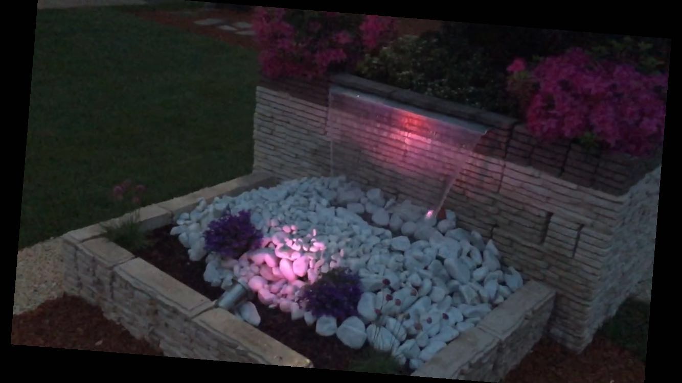 2016 年意大利公共广场家具定制案例-5