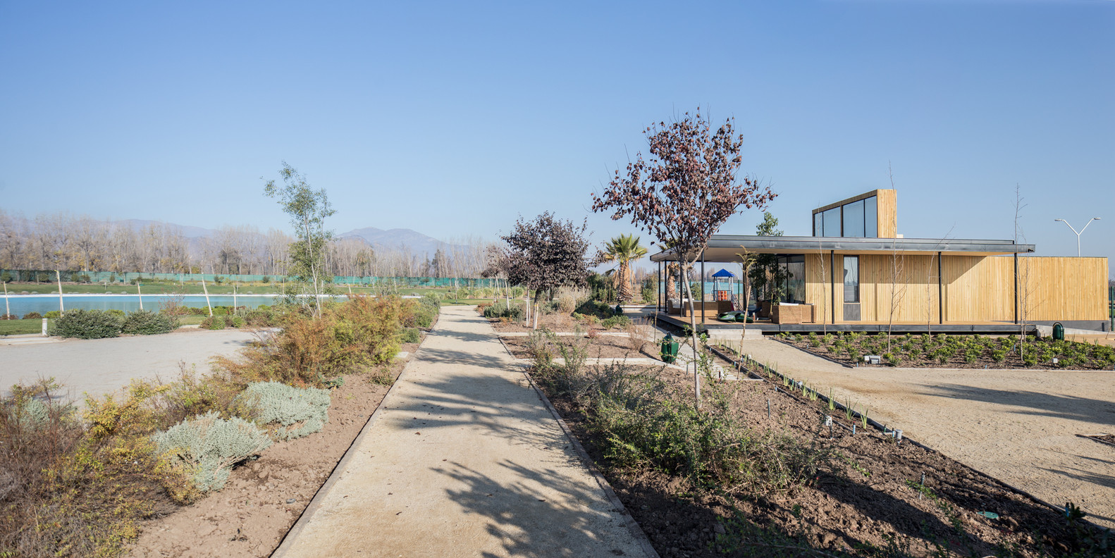 智利人工泻湖住宅销售展示厅-33