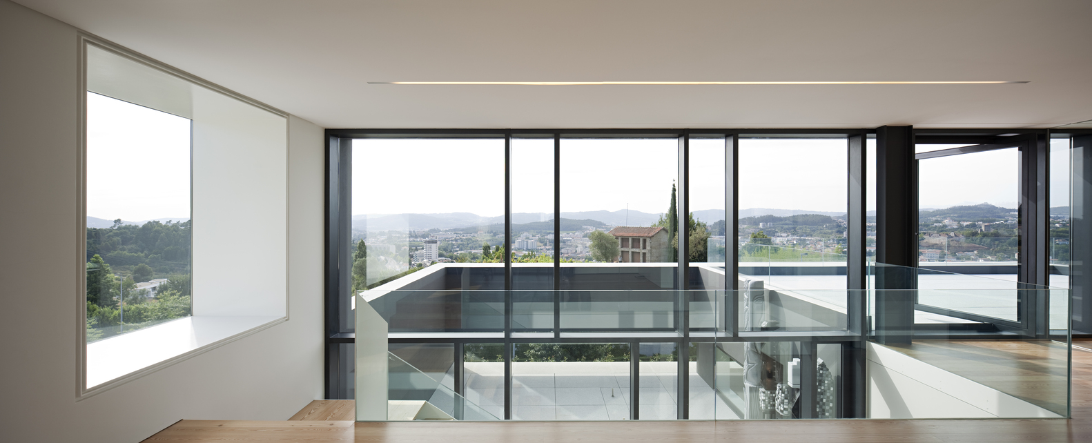 葡萄牙 Guimarães 三层别墅-37