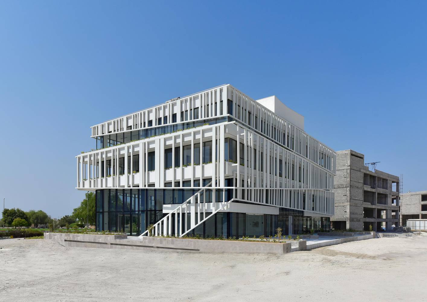 基什双层壳绿色办公建筑-27