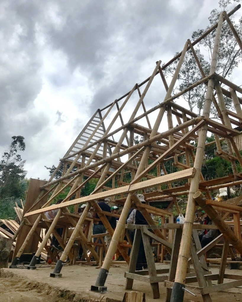 厄瓜多尔蔬菜三角温室 · 赋权社区绿色家园-13