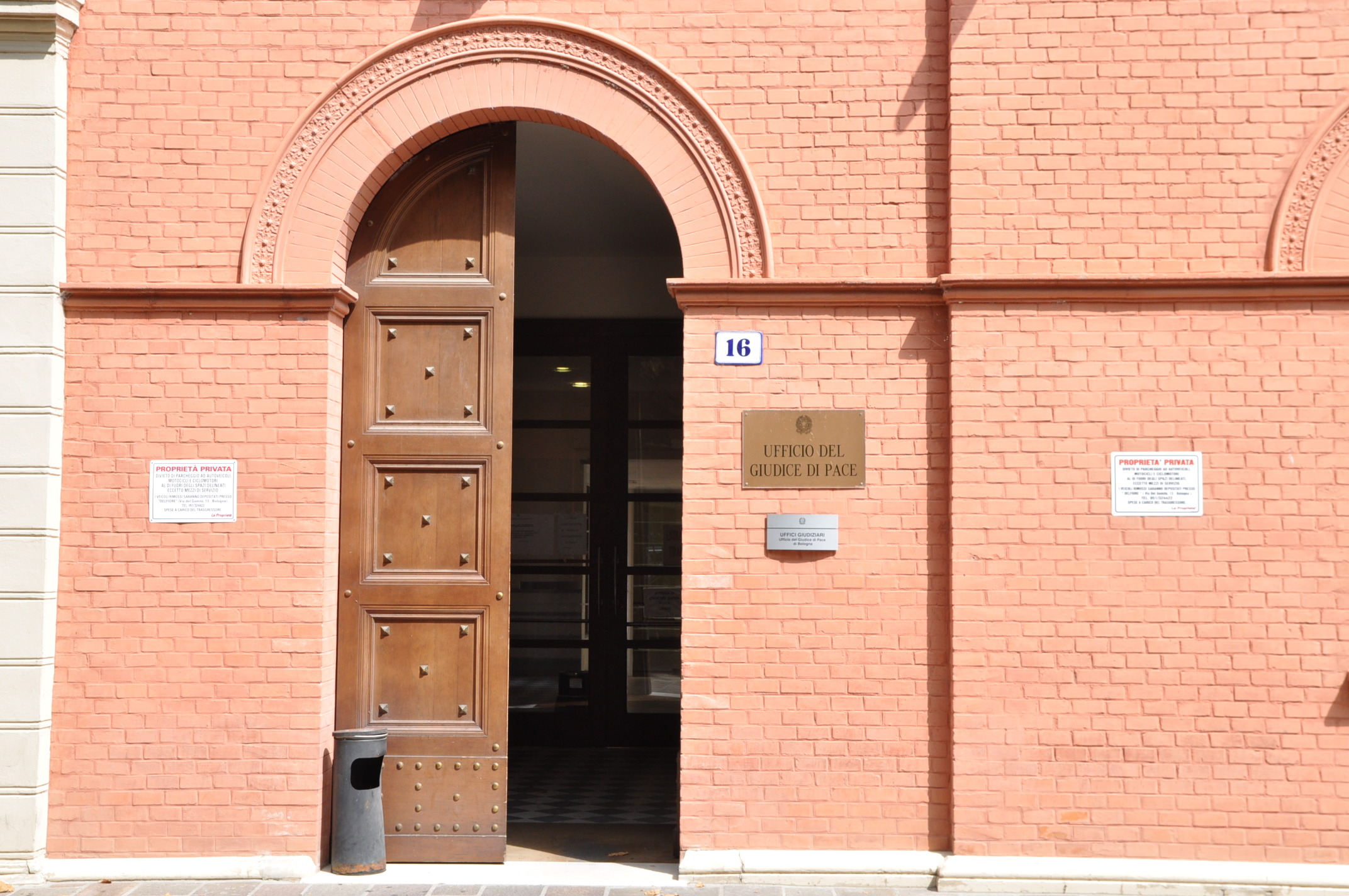 博洛尼亚和平法官办公楼-12