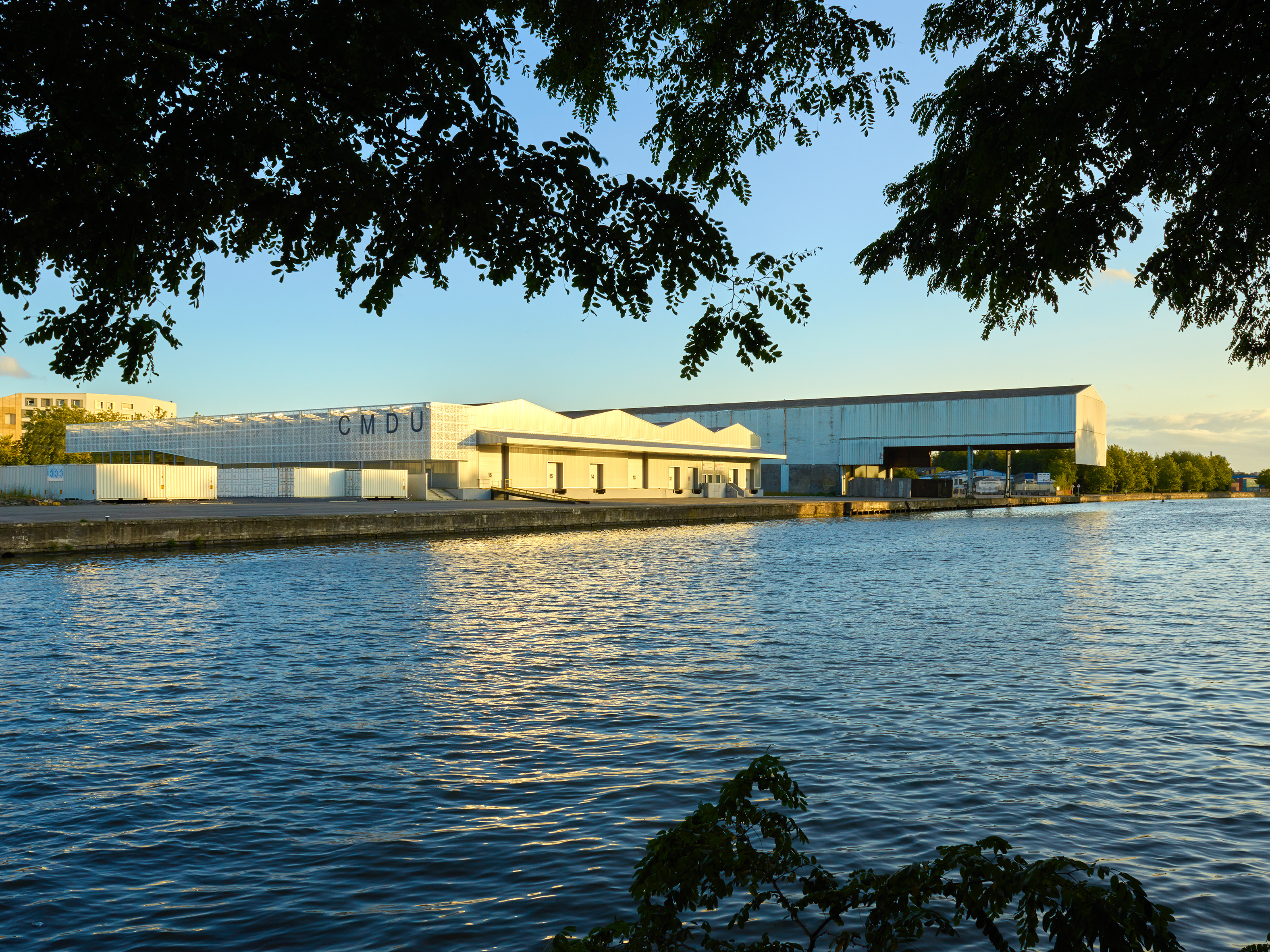 法国里尔航空港仓库改造-3