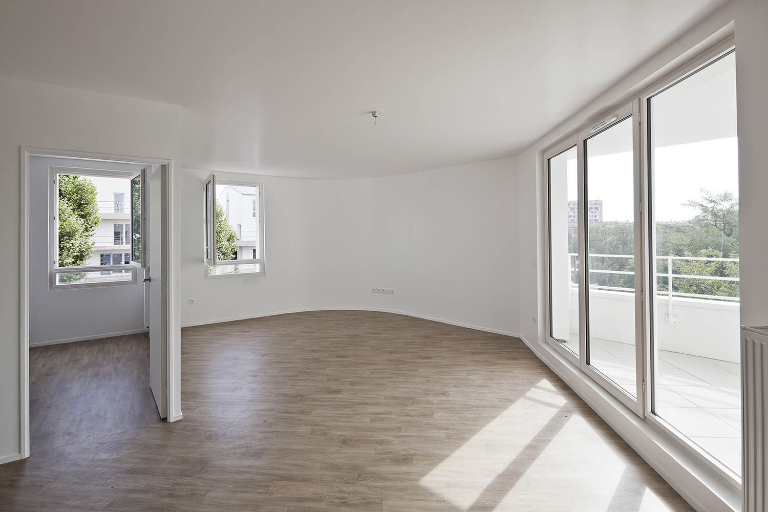 融入城市肌理的绿色住宅设计-13