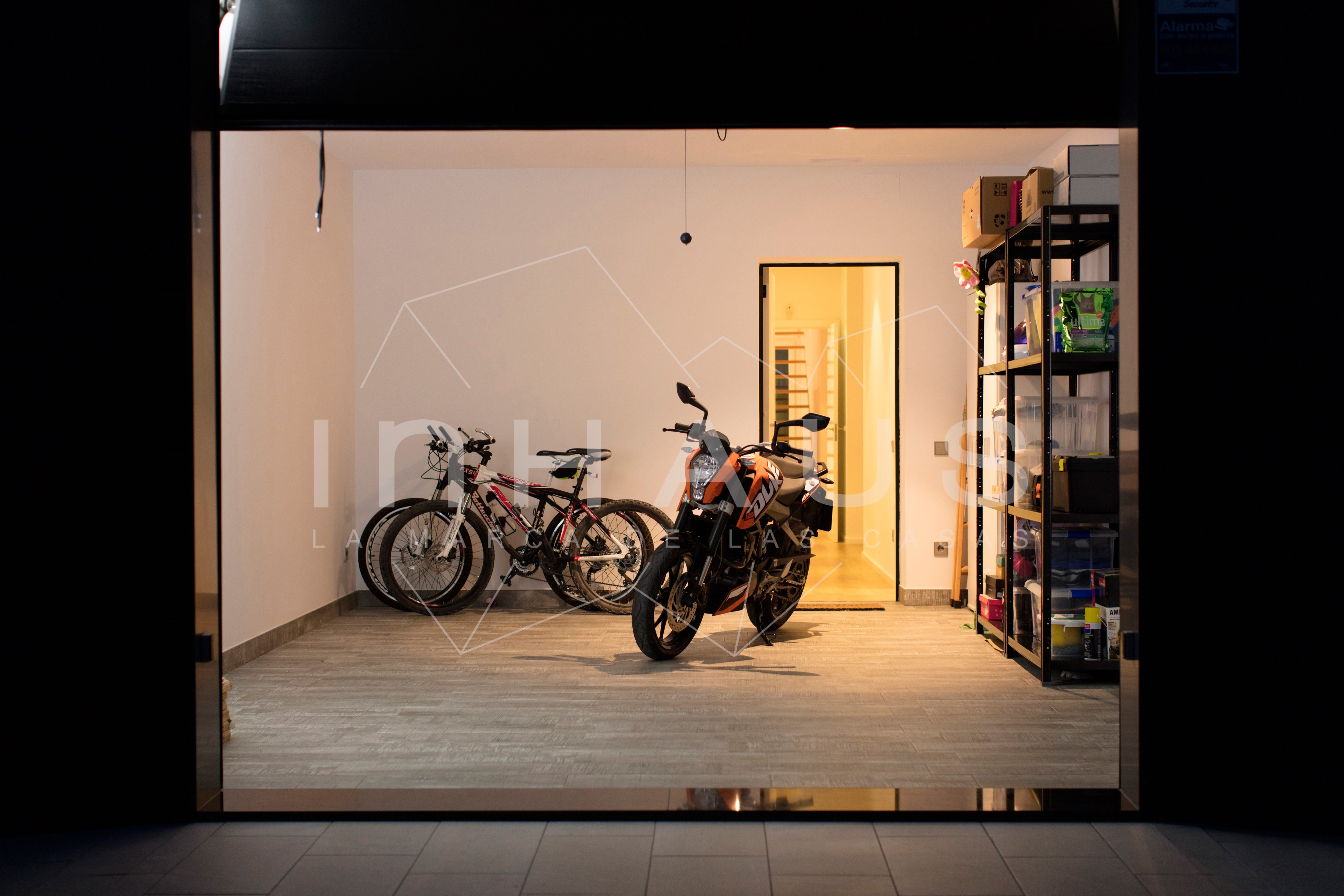 模块化打造的家庭住宅——塔拉戈纳美景之家-12