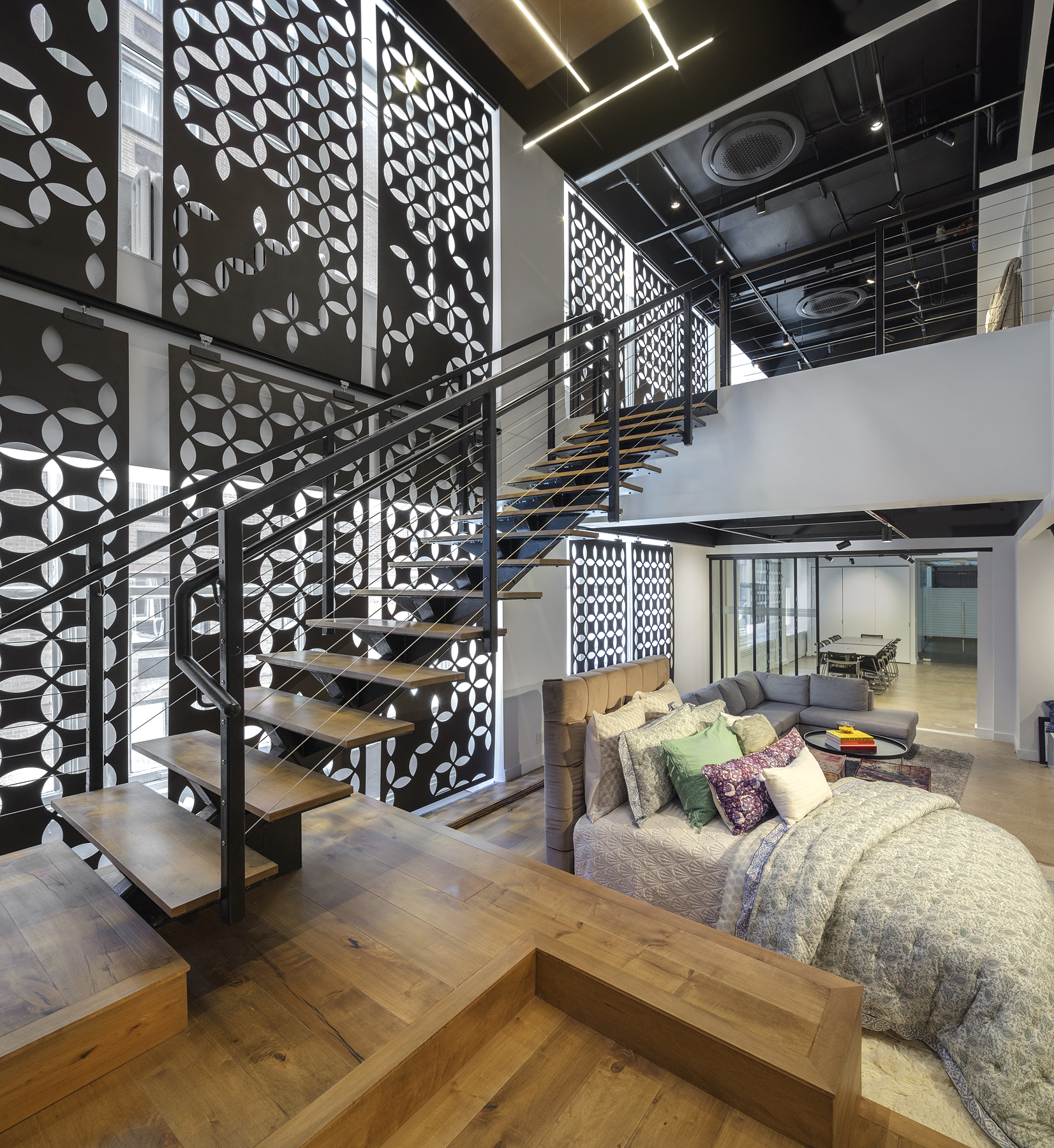 曼哈顿中心的 PEM 美国展示室 | 灵活多变，优雅实用-0