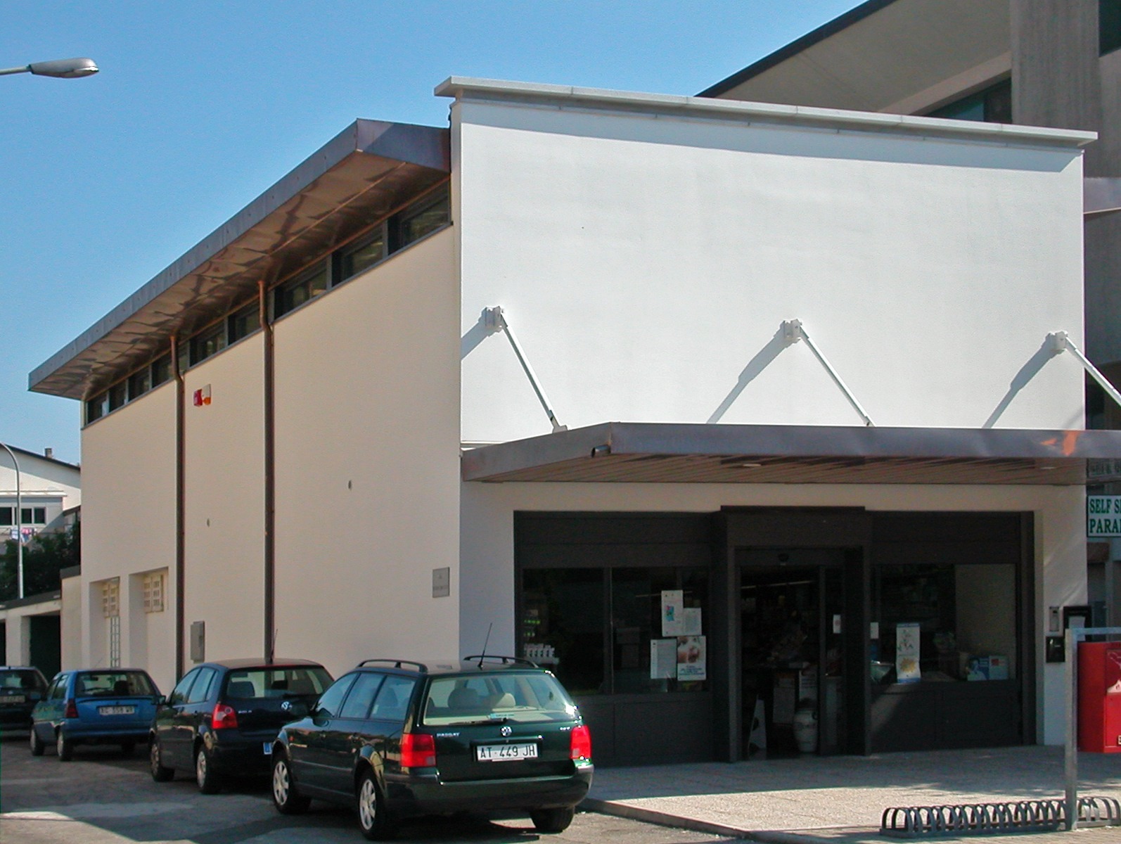 社区药店扩建-1