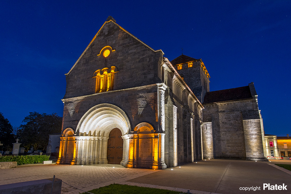 光之庆典 · 法国 Montagne·Saint·Émilion 建筑群光彩重生-7