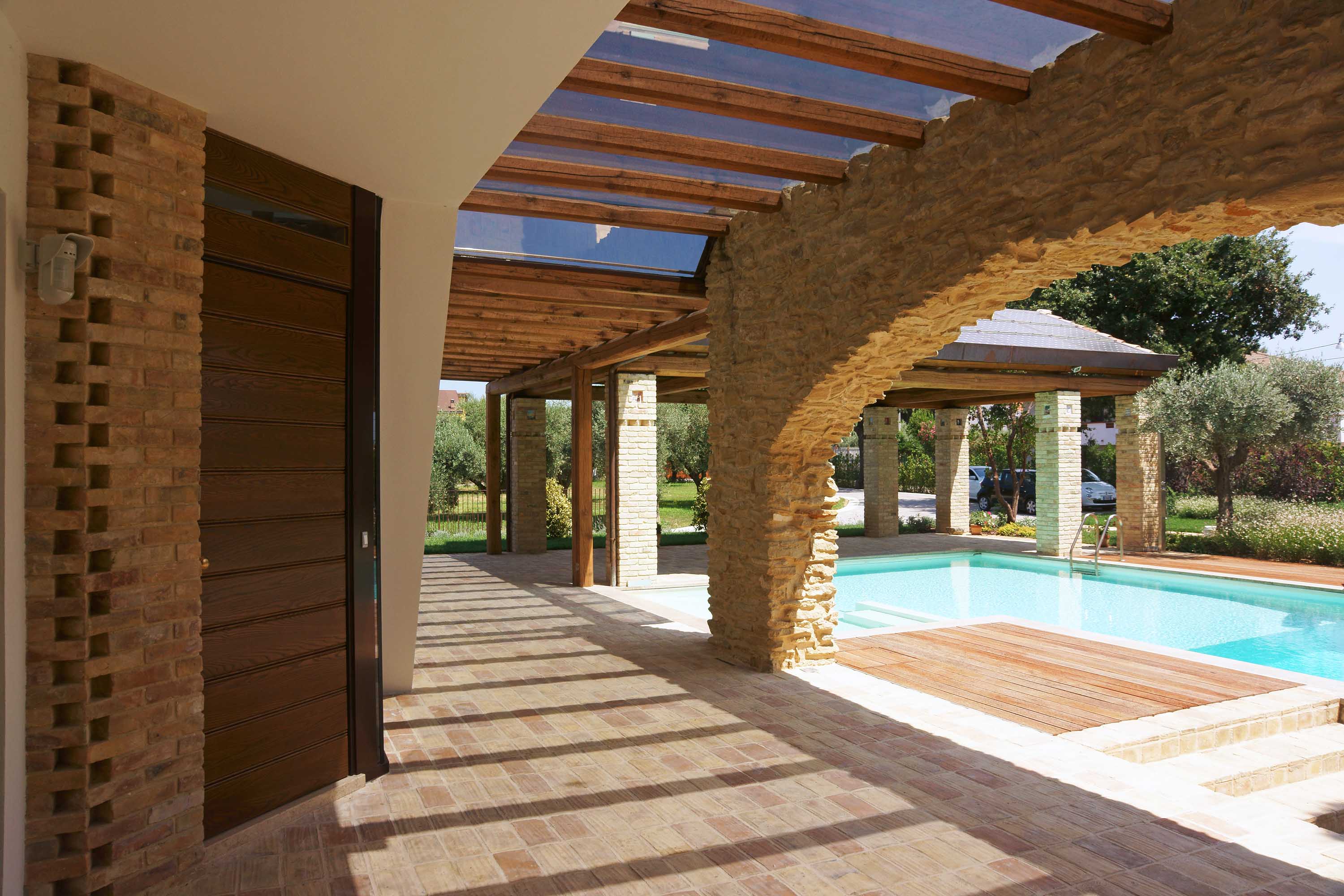 游泳池和圣约翰小教堂-17