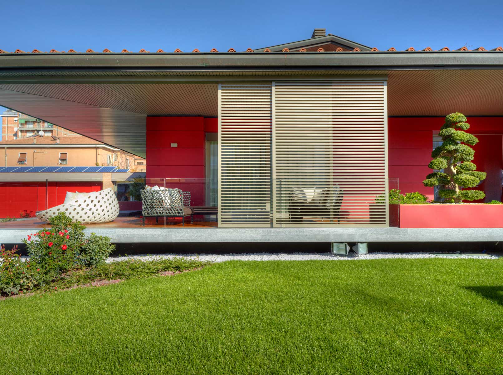 双层别墅“Villa Modena” 代简约风格融合自然光线-2