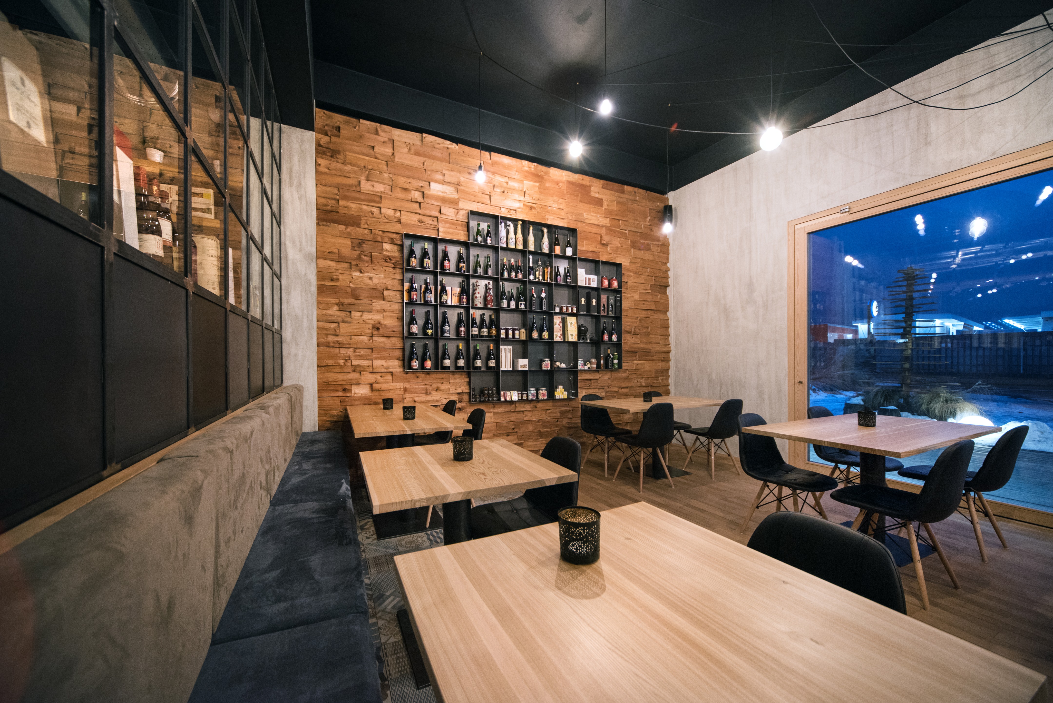 2016 年完成的 Viaprade8 酒吧餐厅设计-6