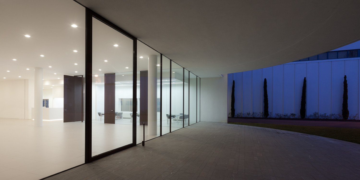 意式风格的 Secco Sistemi 总部办公空间设计-47