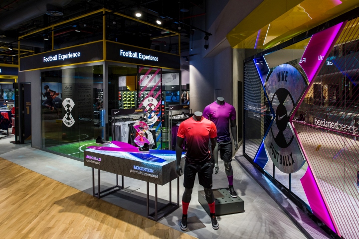 Green Room设计的阿联酋Sun - Sand体育用品专卖店-5