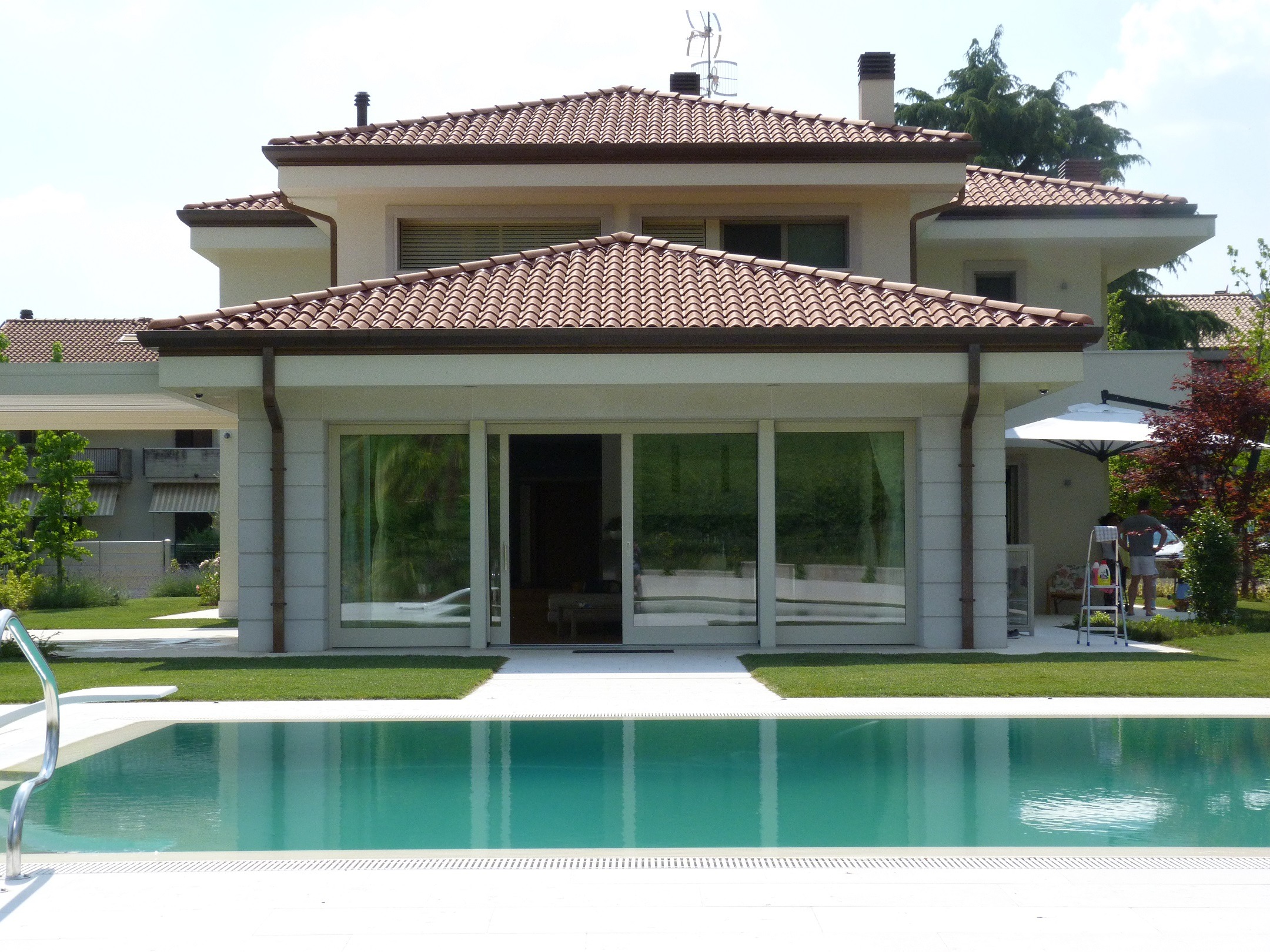 意式乡村别墅的现代焕新 | 舒适与环保的完美结合-17