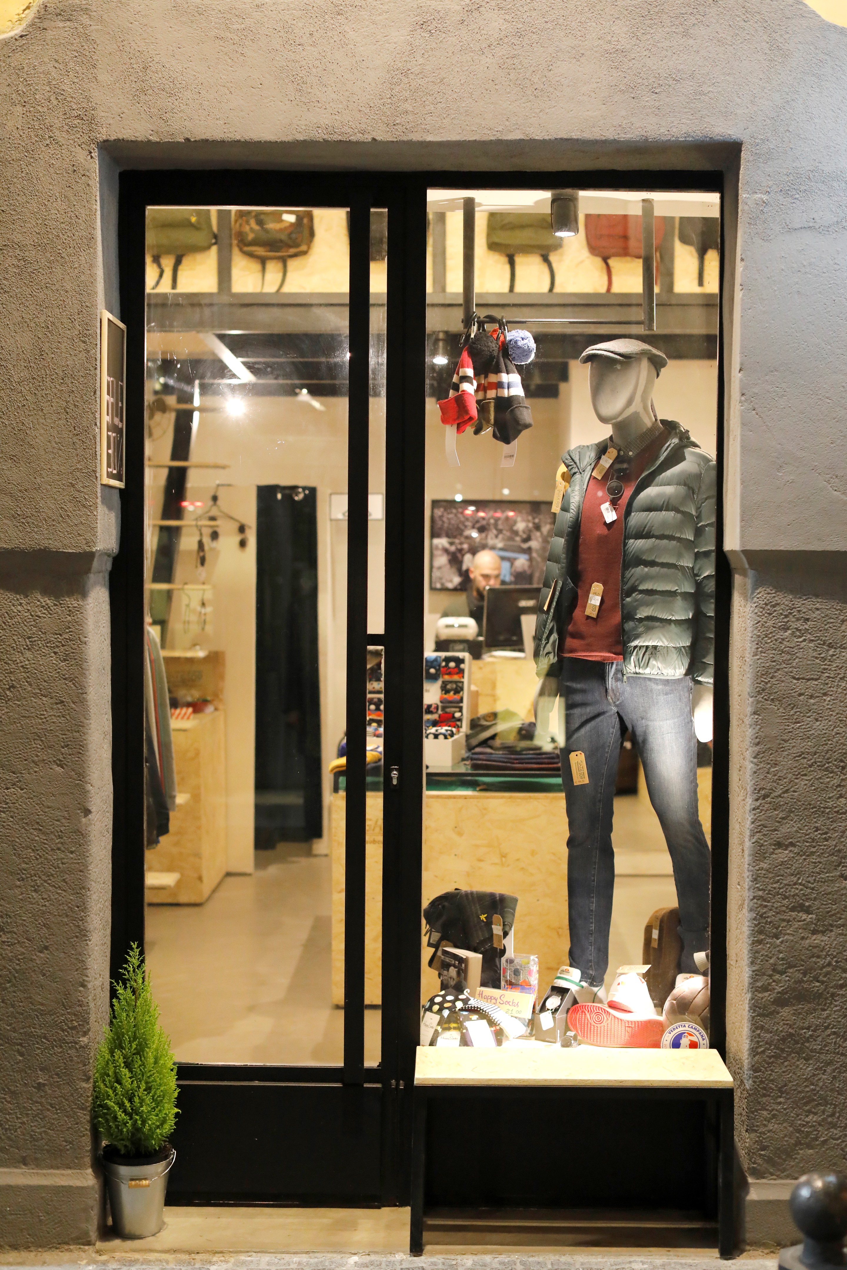 历史中心的小型展示厅-9