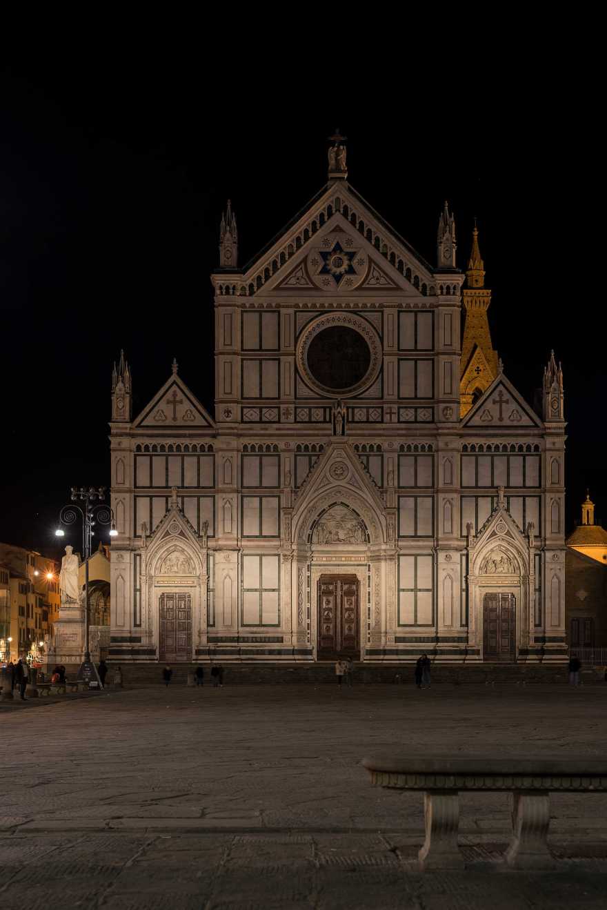 佛罗伦萨圣克罗斯大教堂外墙照明设计-27