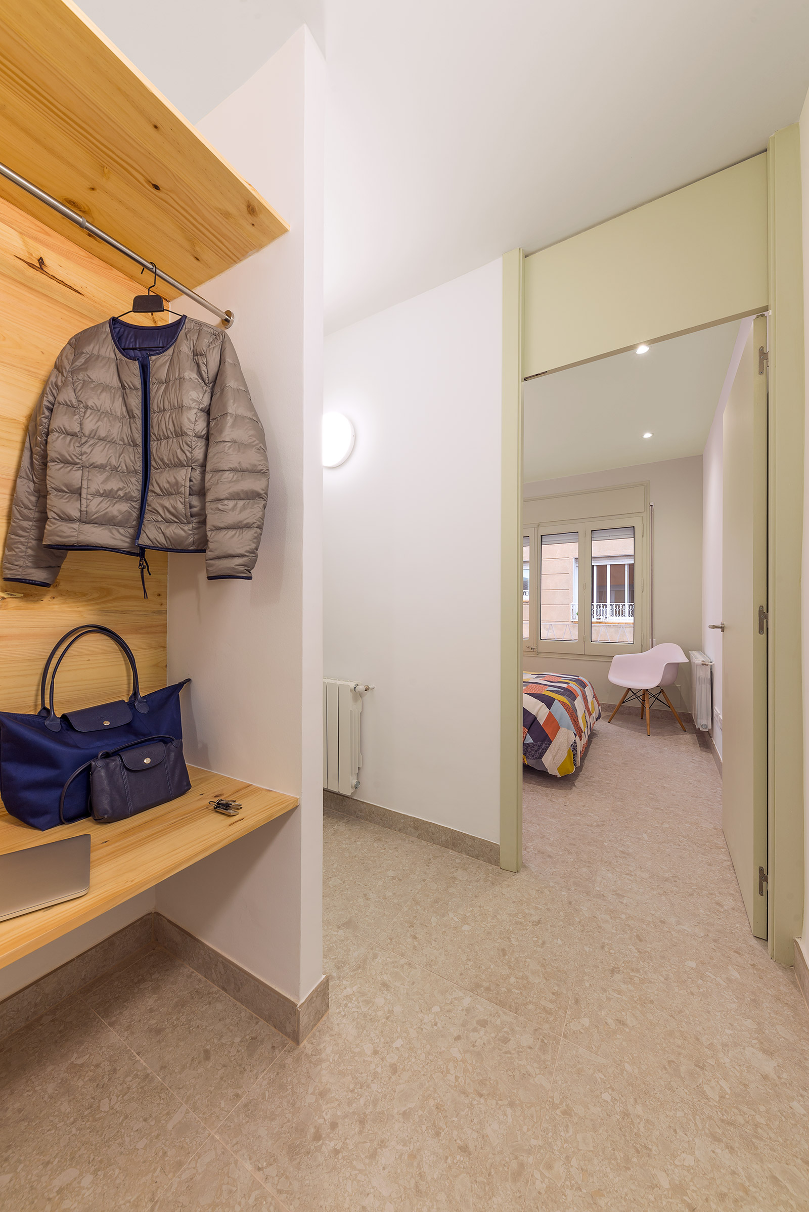 历史中心公寓的现代翻新-41