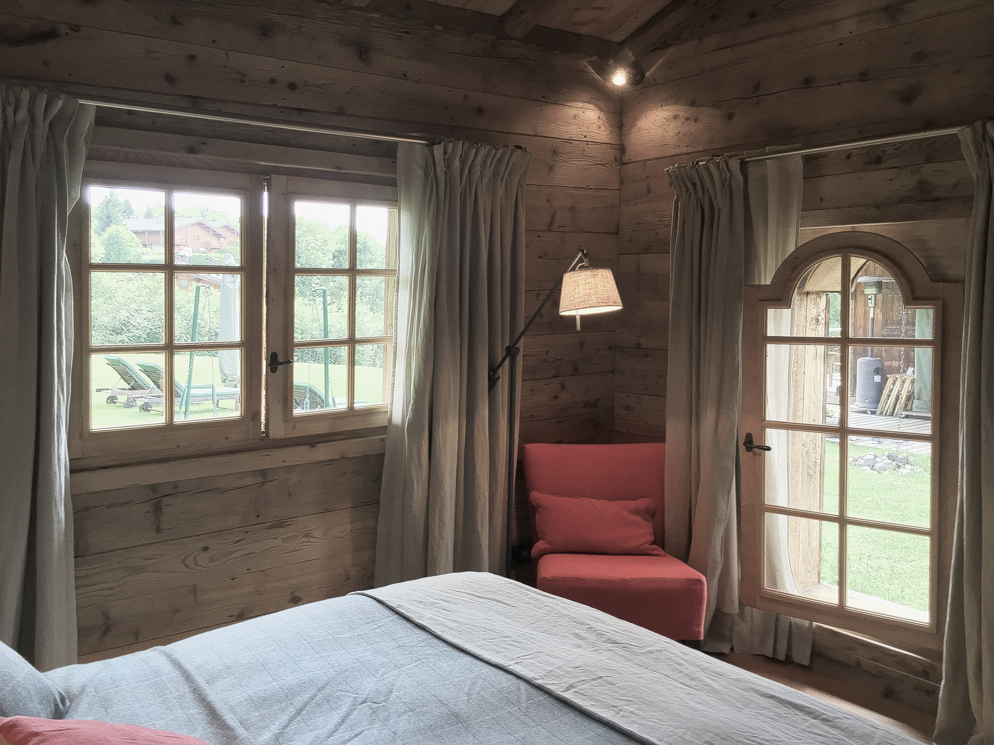 自然元素打造的阿尔卑斯山居设计-26