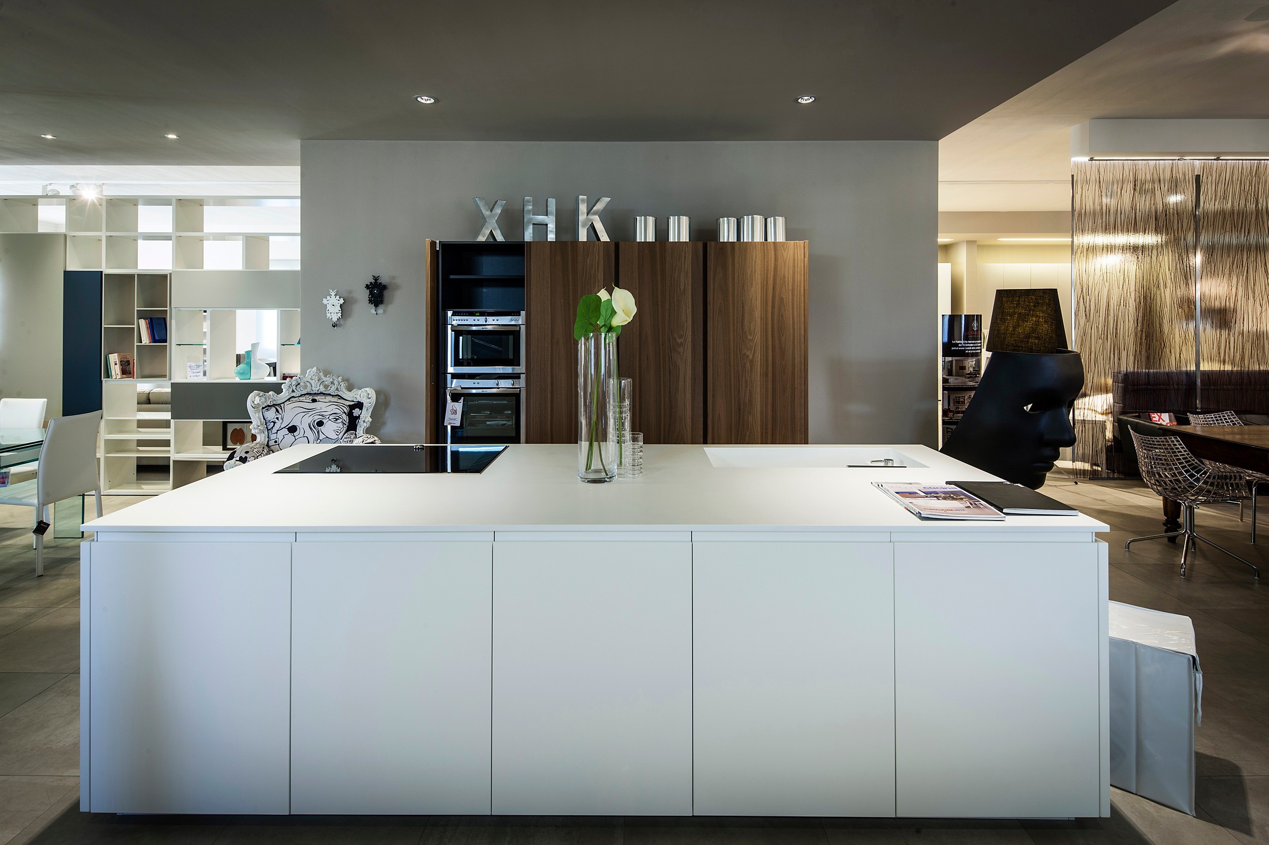 2013 年意大利家具展厅室内设计案例-1