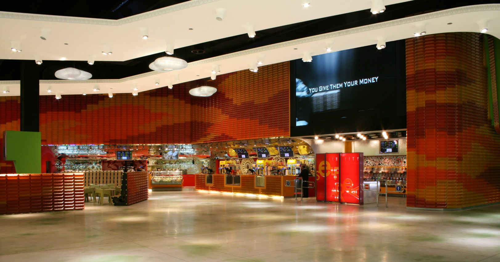 帕尔马多彩多厅电影院 | 室内设计之美-9