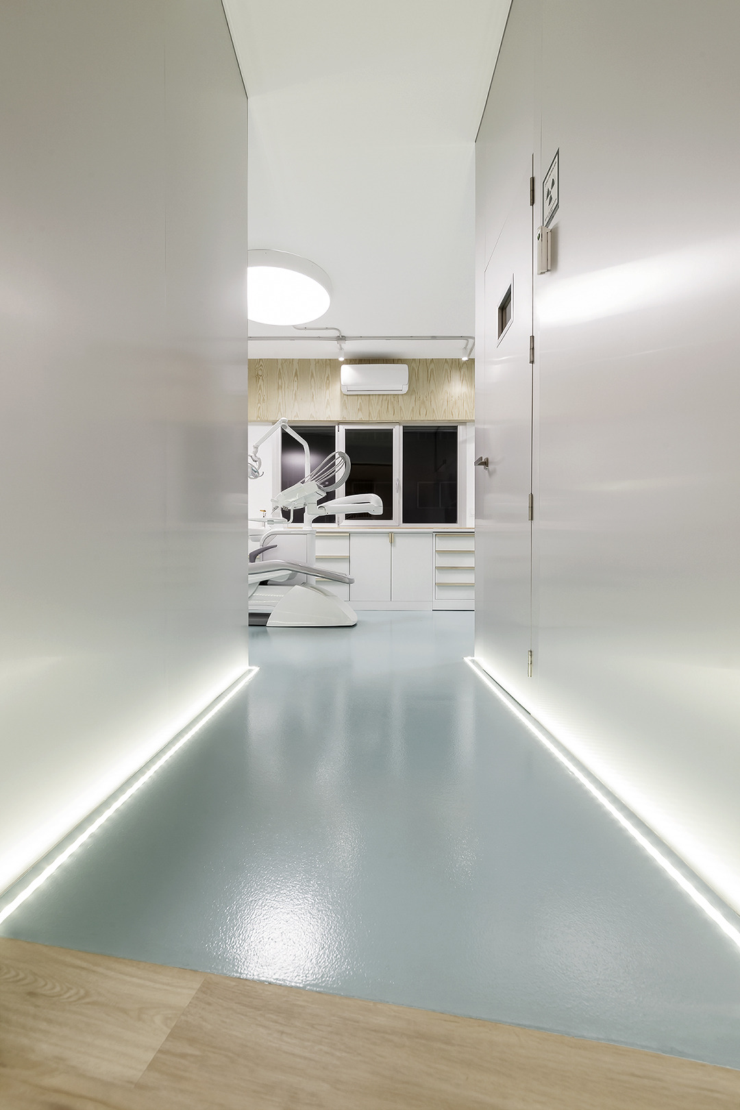 阿德里安娜·迪亚兹牙科诊所-5