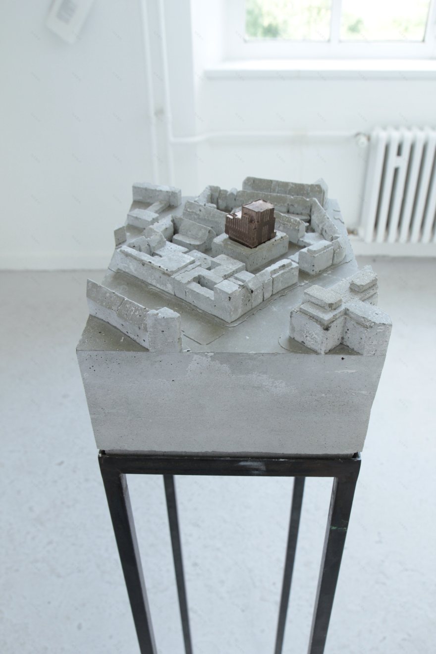 解构创世纪 | 杜尚的人造天地-0