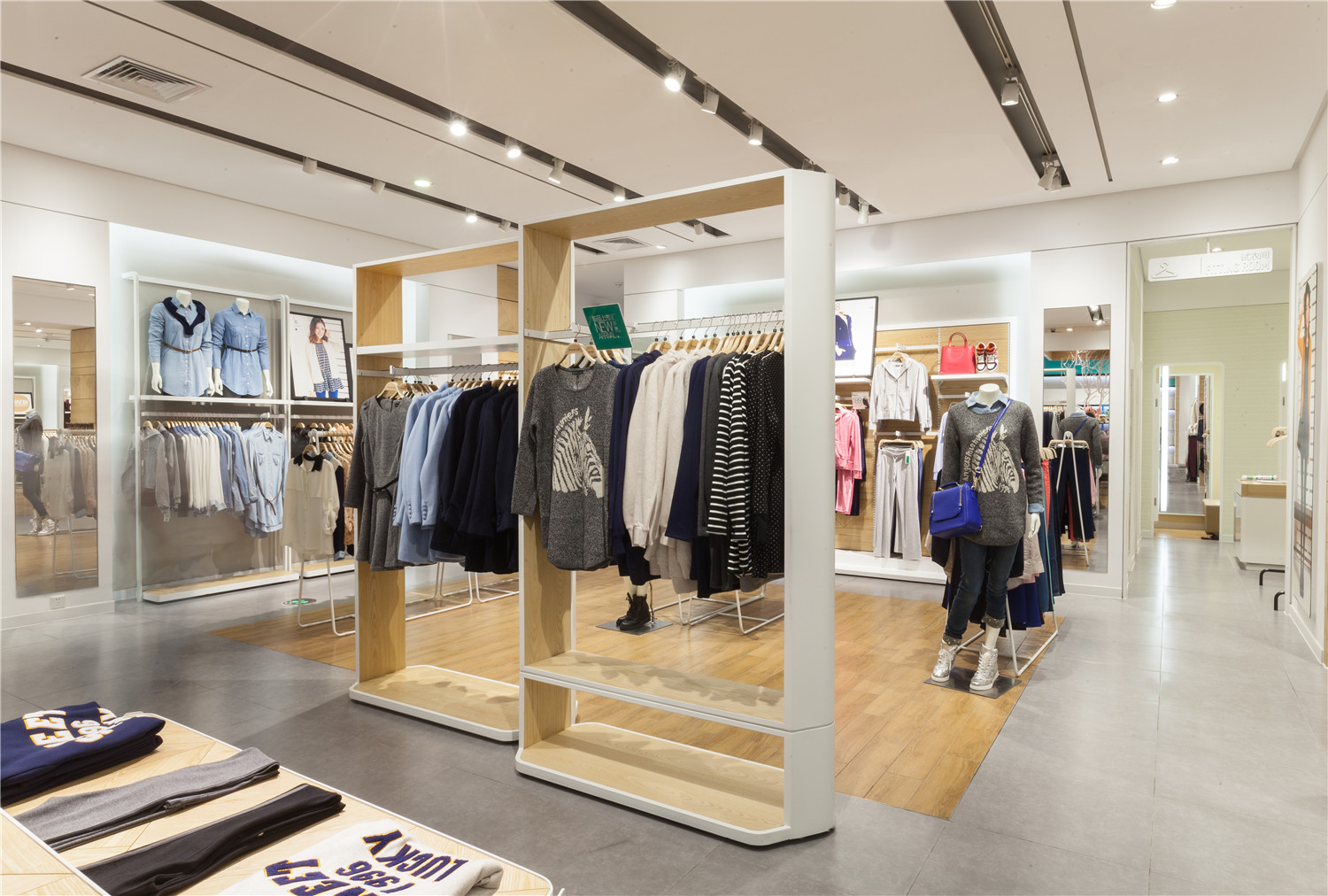 常州热风万达折扣店-33