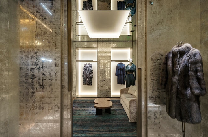 伦敦FENDI旗舰店-8