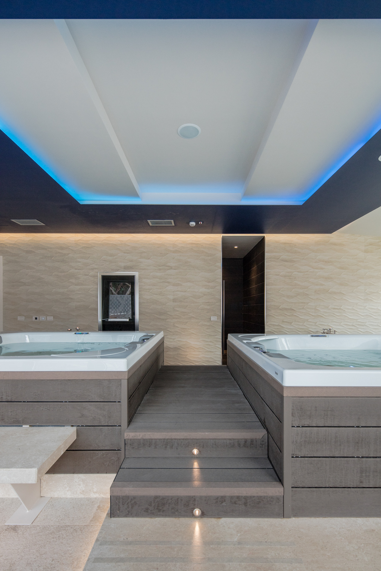 海畔松林间的悠然 SPA | Una SPA tra i pini-3