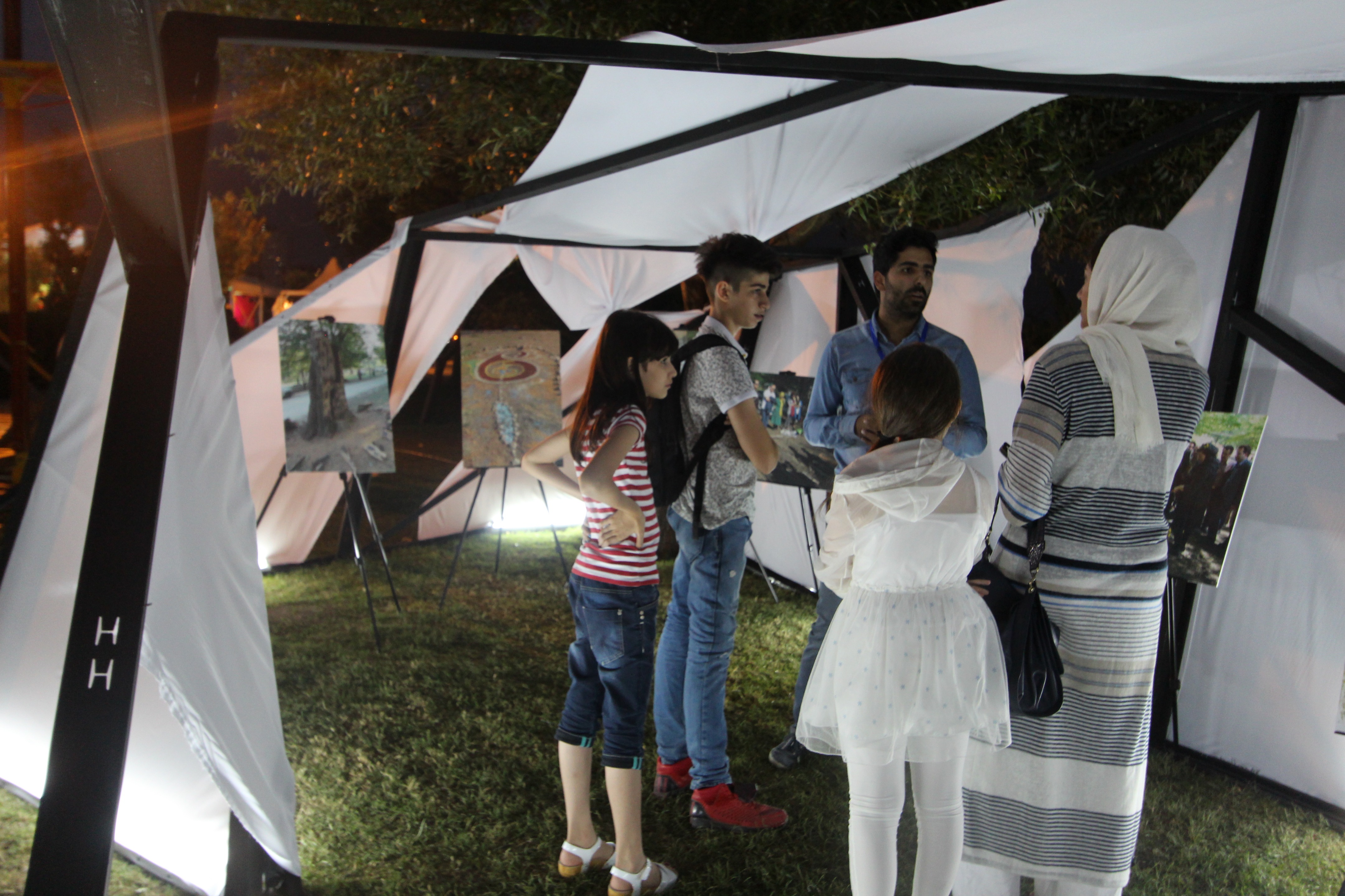 2015 年完成的 Tehran 市政厅 Pavilion 摄影空间-9