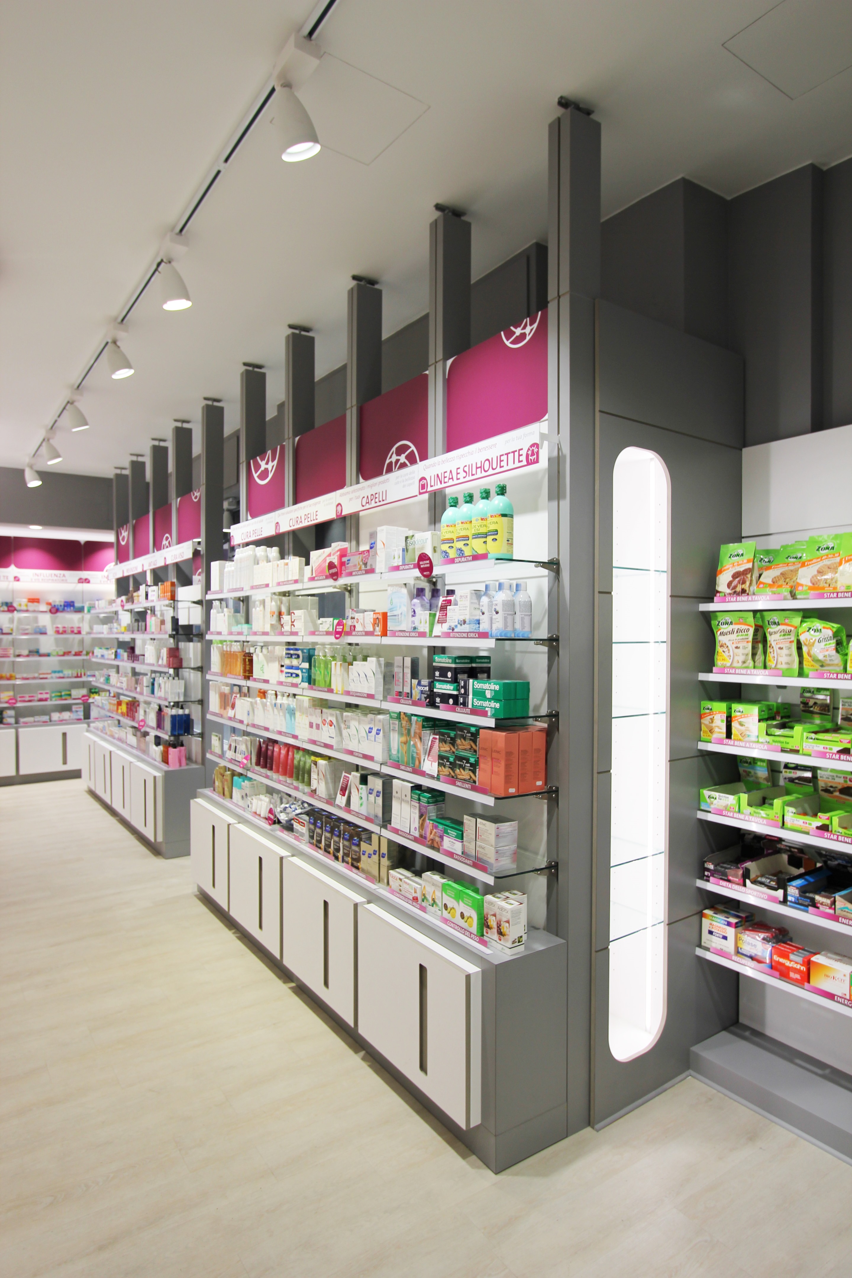 FARMACIA C·Agnelli 药房设计-3