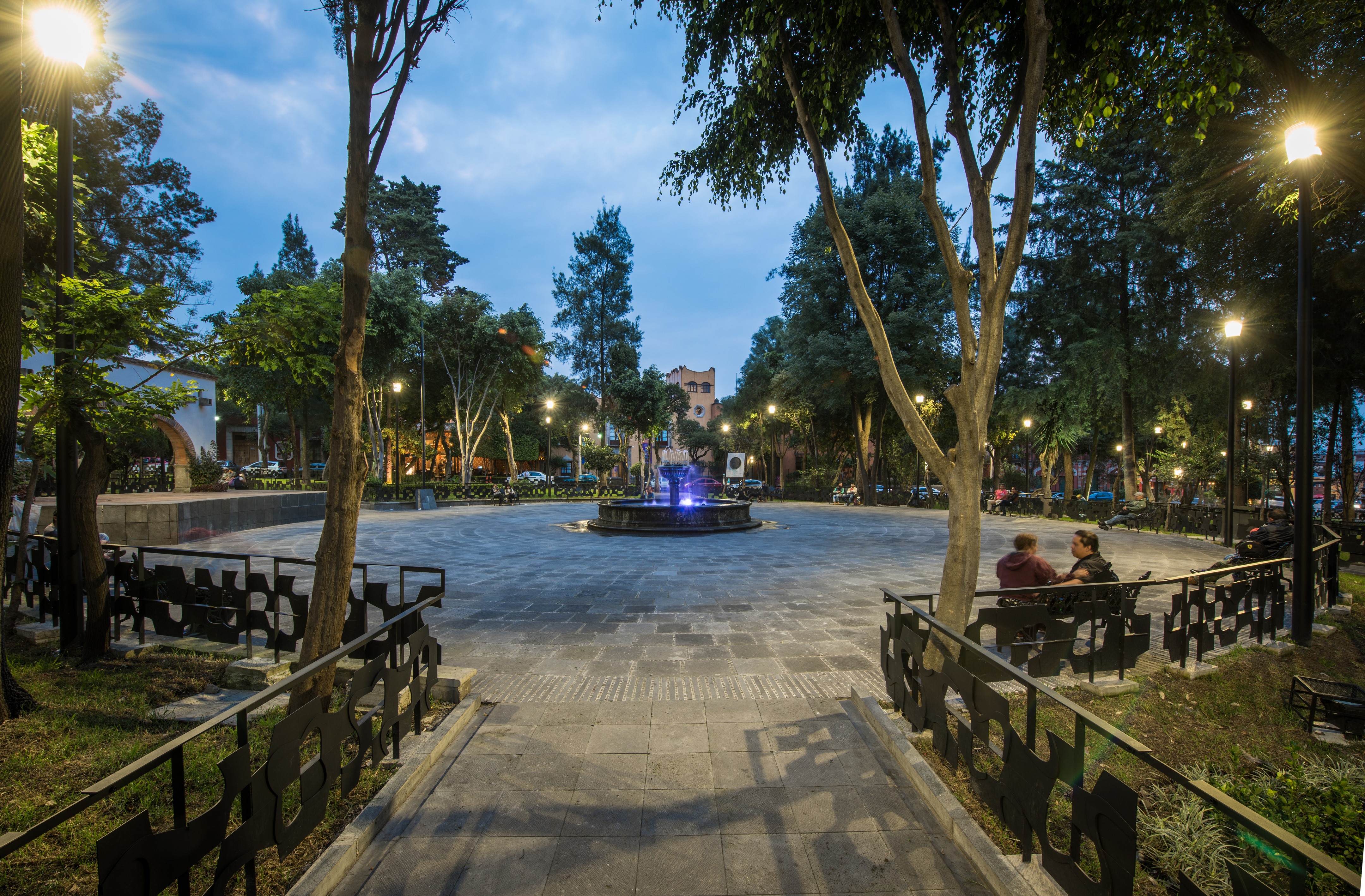 墨西哥城圣哈辛托广场历史遗迹的现代复兴-2