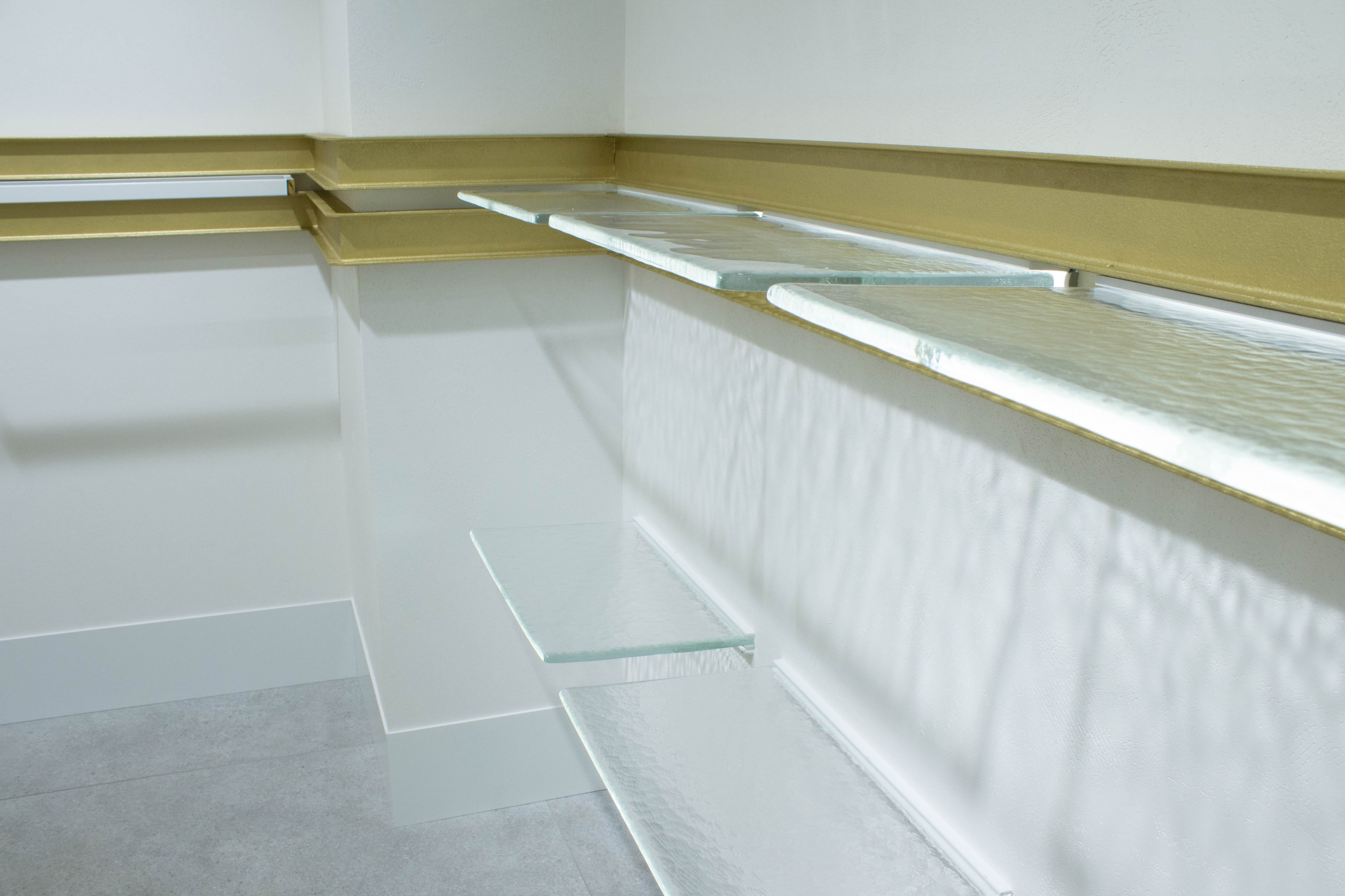 2018 年完成的基辅亿万富翁与 Philipp Plein Junior 购物商场设计-8