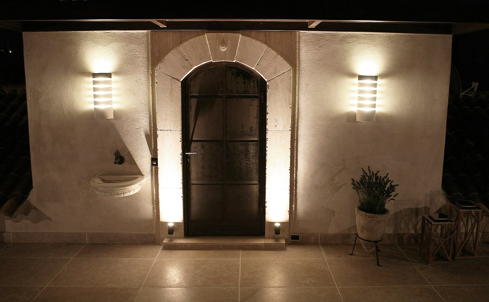 简约时尚的露台公寓设计-19